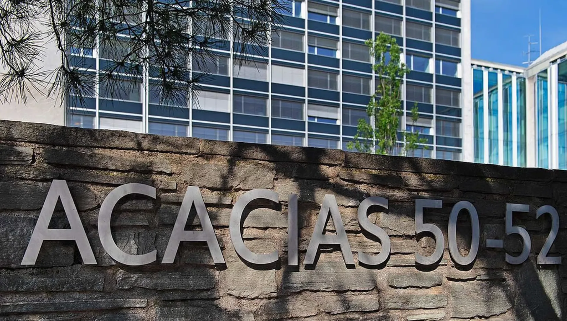 Surfaces lumineuses et aménagées Quartier Acacias