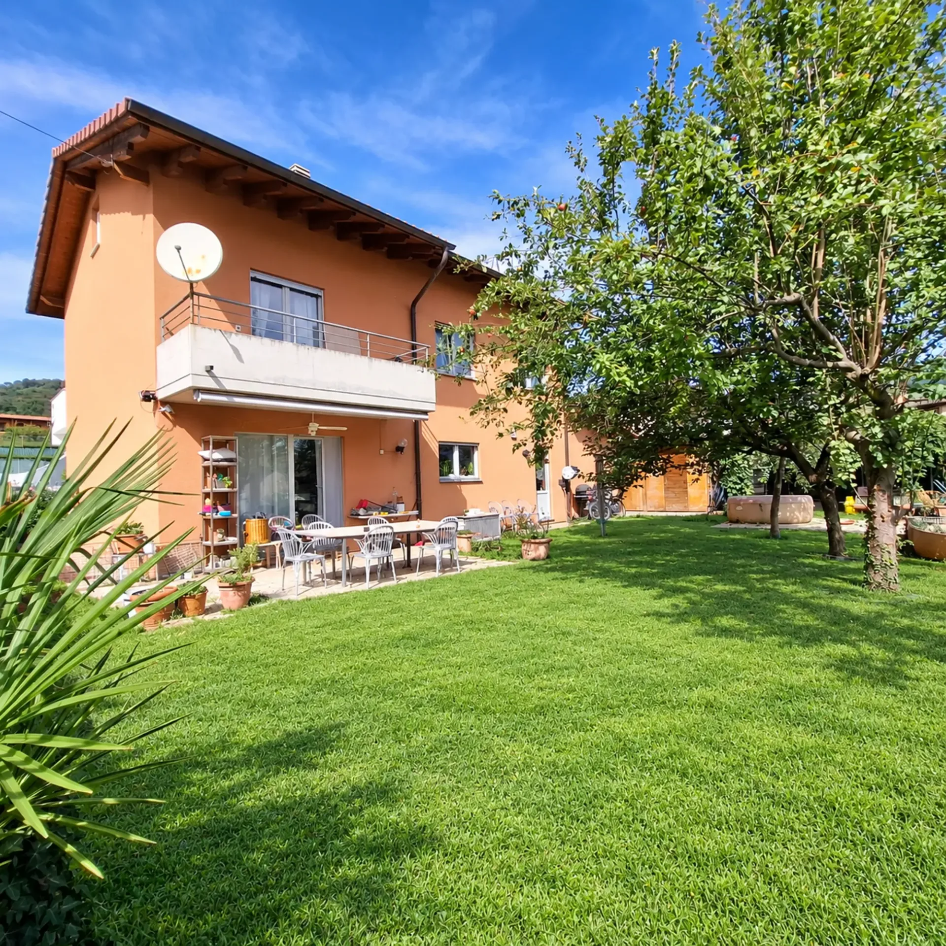 Einfamilienhaus 5.5 Zimmer in Mendrisio Rancate