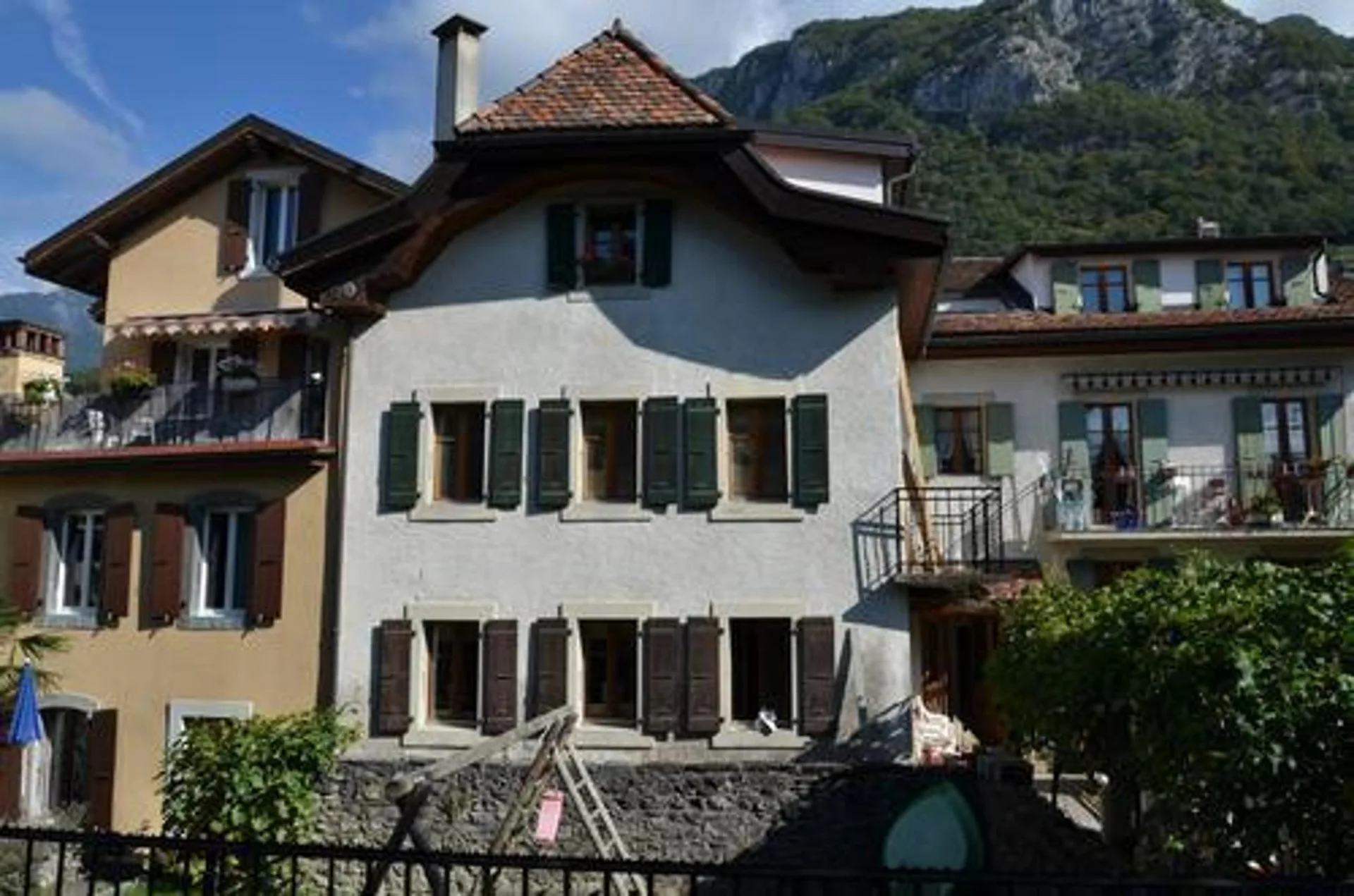 4.5 room duplex apartment fully renovated on the 1st floor