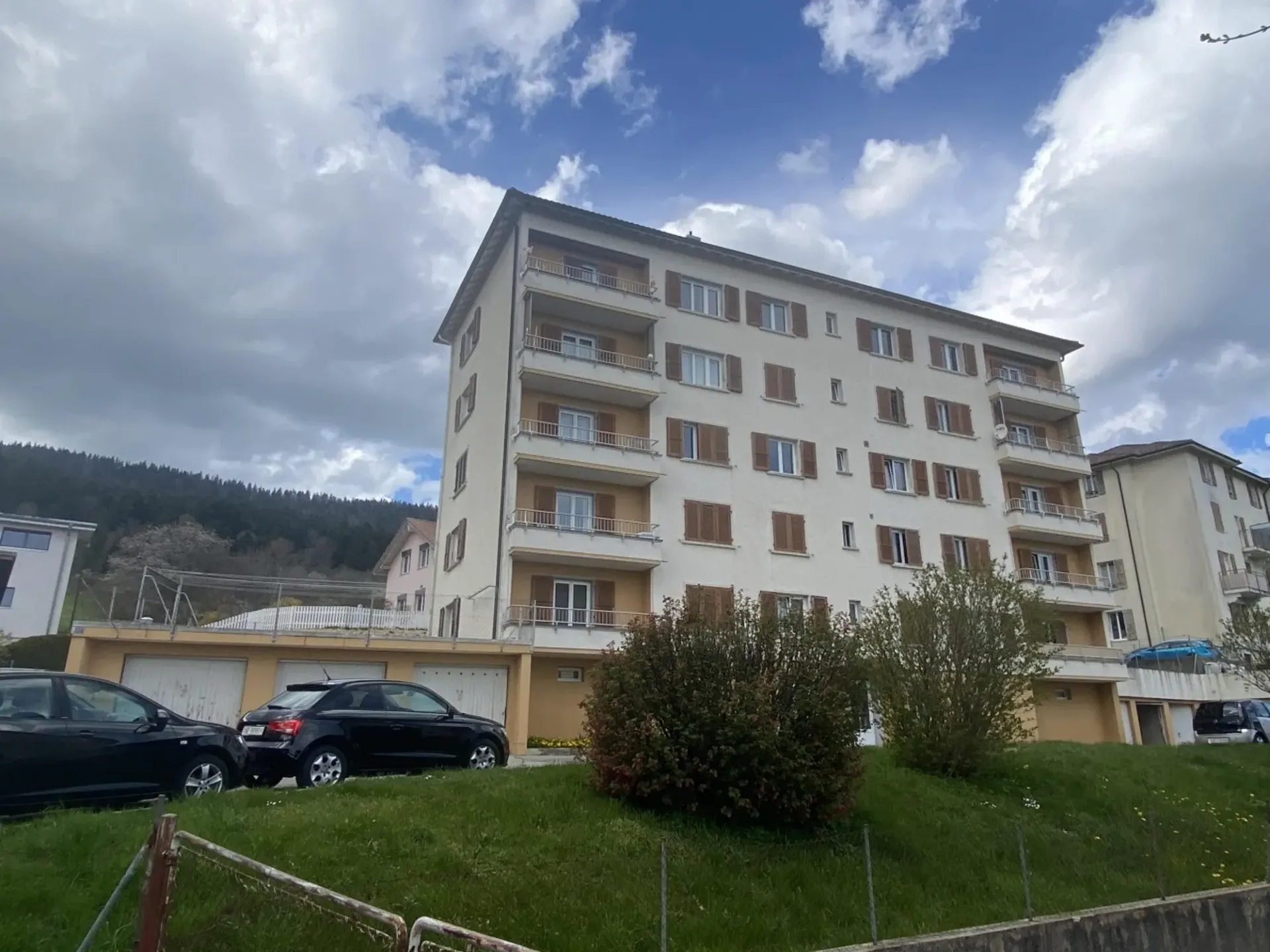 Appartement in Les Geneveys-sur-Coffrane mit Dorfcharakter