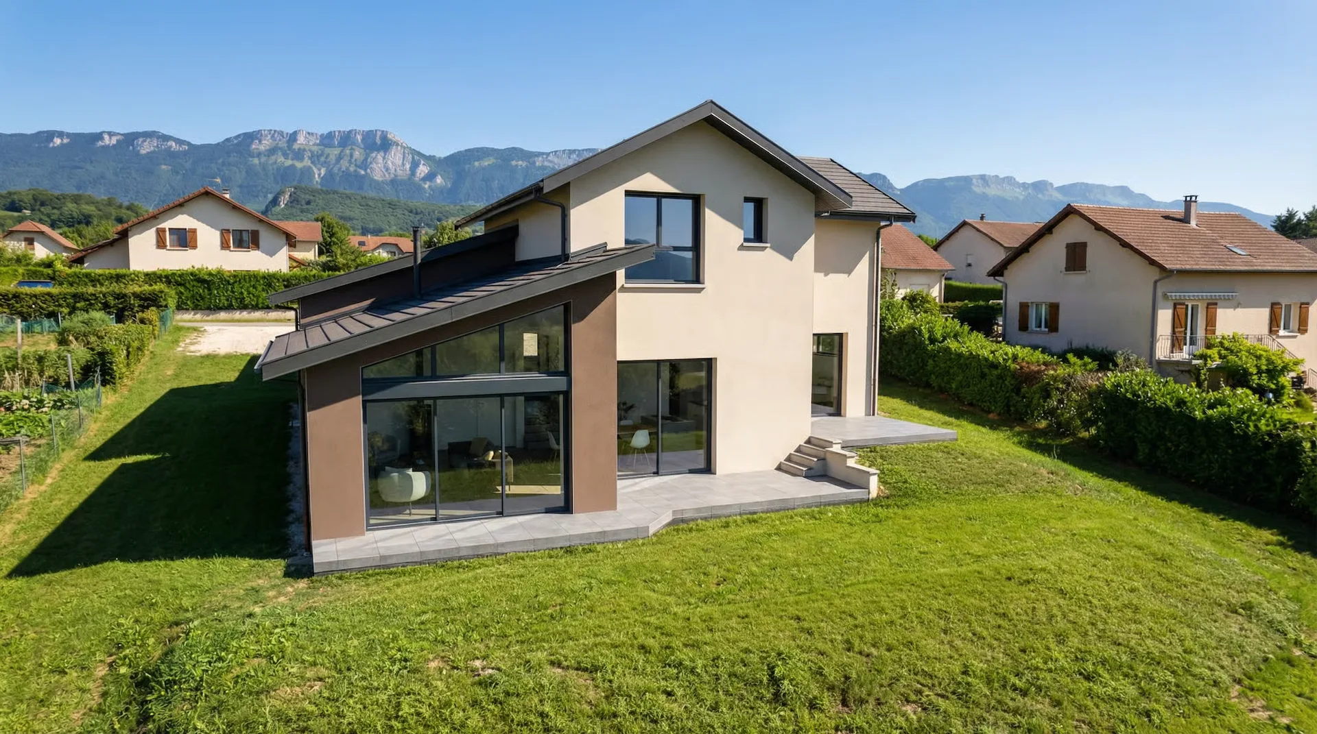Villa Contemporanea RE 2020 135 m² su 712 m² PÉRON