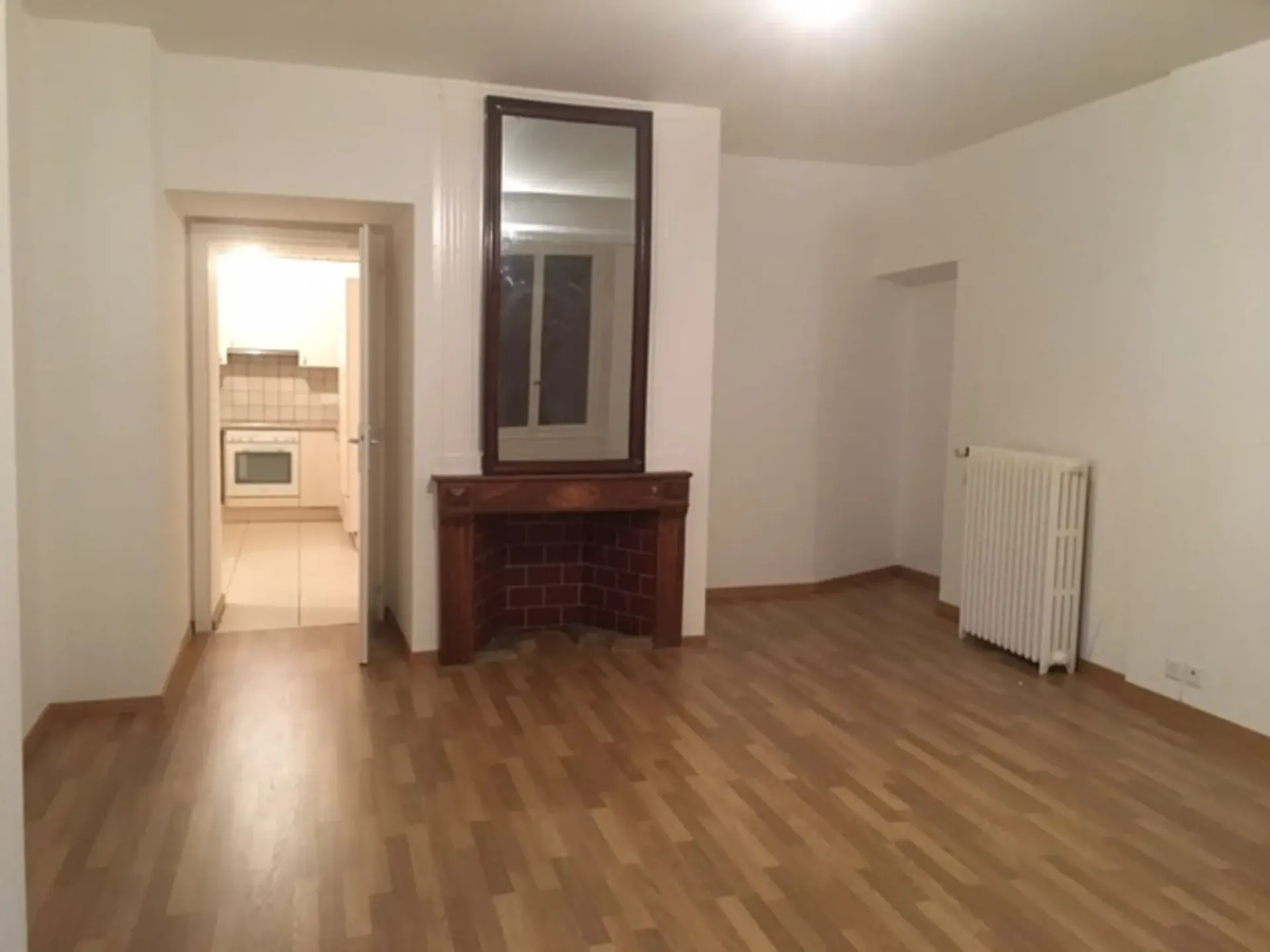 Spacious 3.5-room apartment on the 2nd floor, fully renovated