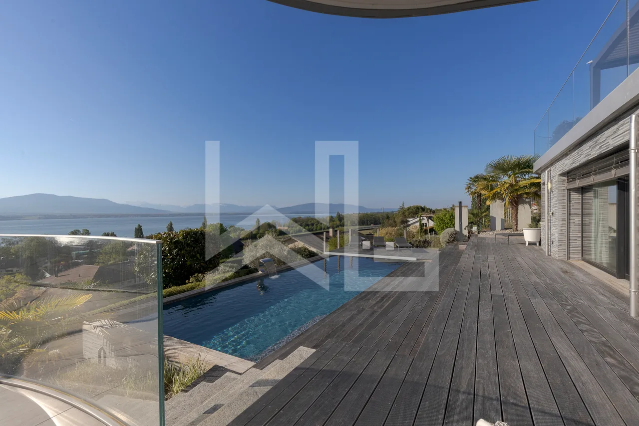 Propriété contemporaine d'exception - Vue panoramique lac