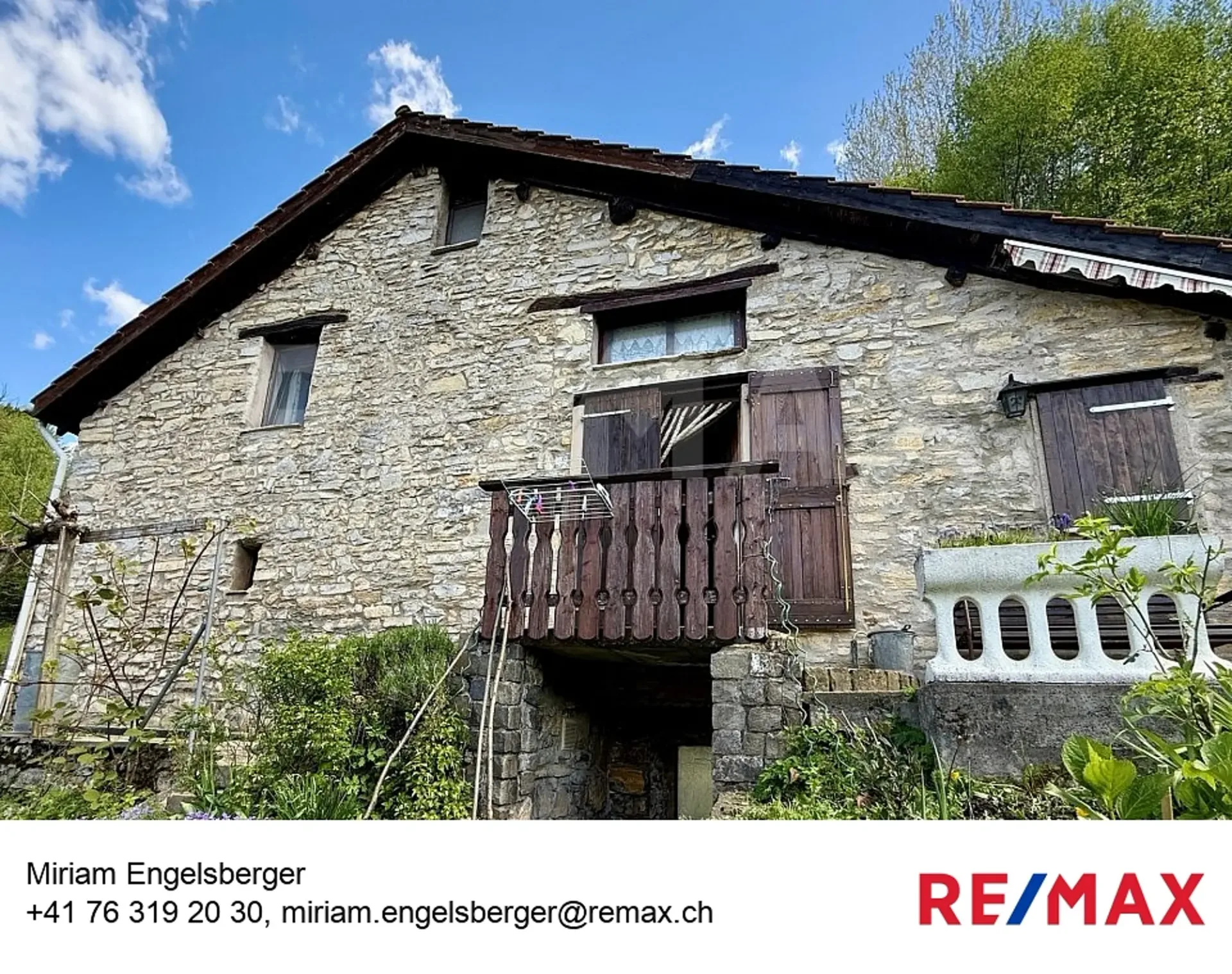 Incantevole rustico a Bruzella con vista panoramica sulla Valle di Muggio