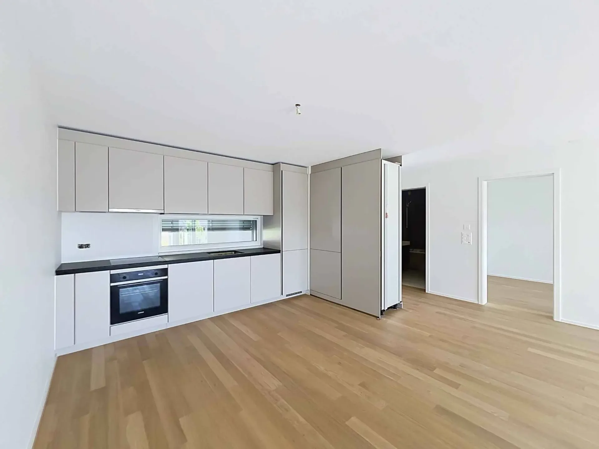Geräumige 2.5-Zimmer-Neubauwohnung mit 62m2 und großen Balkonen