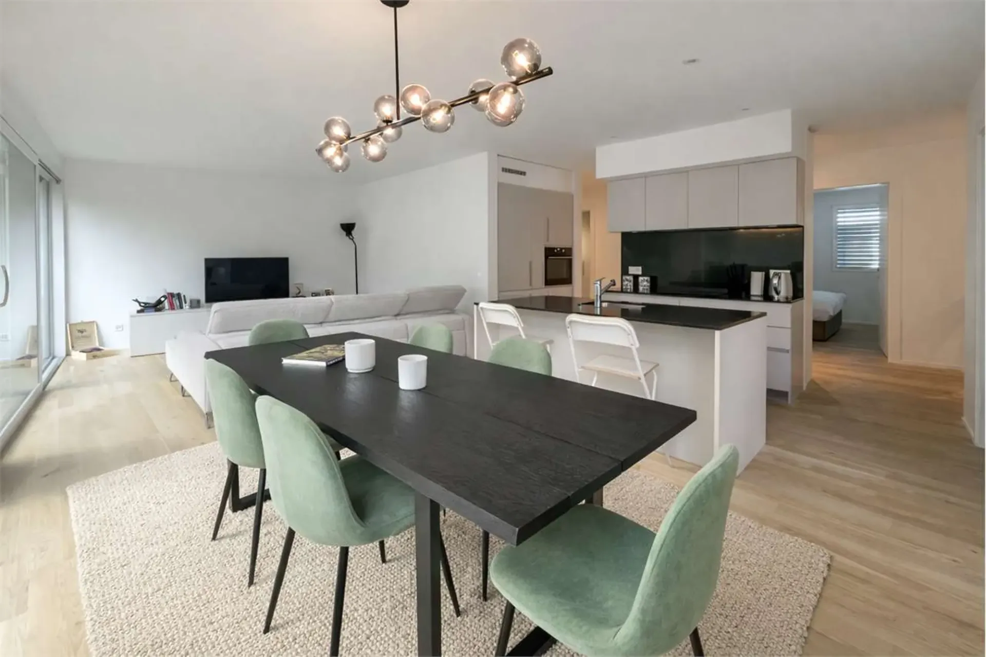 HELLES DESIGN-APARTMENT MIT NATURUMGEBUNG