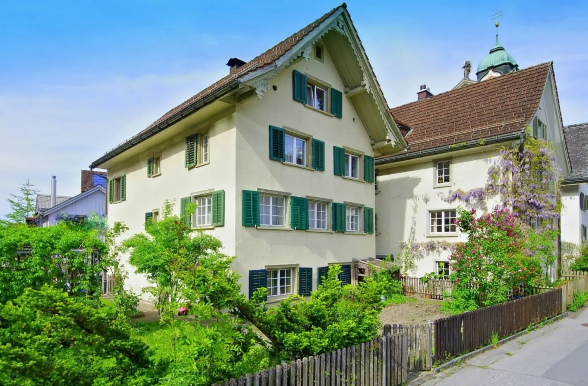 ALTBAU MIT STIL