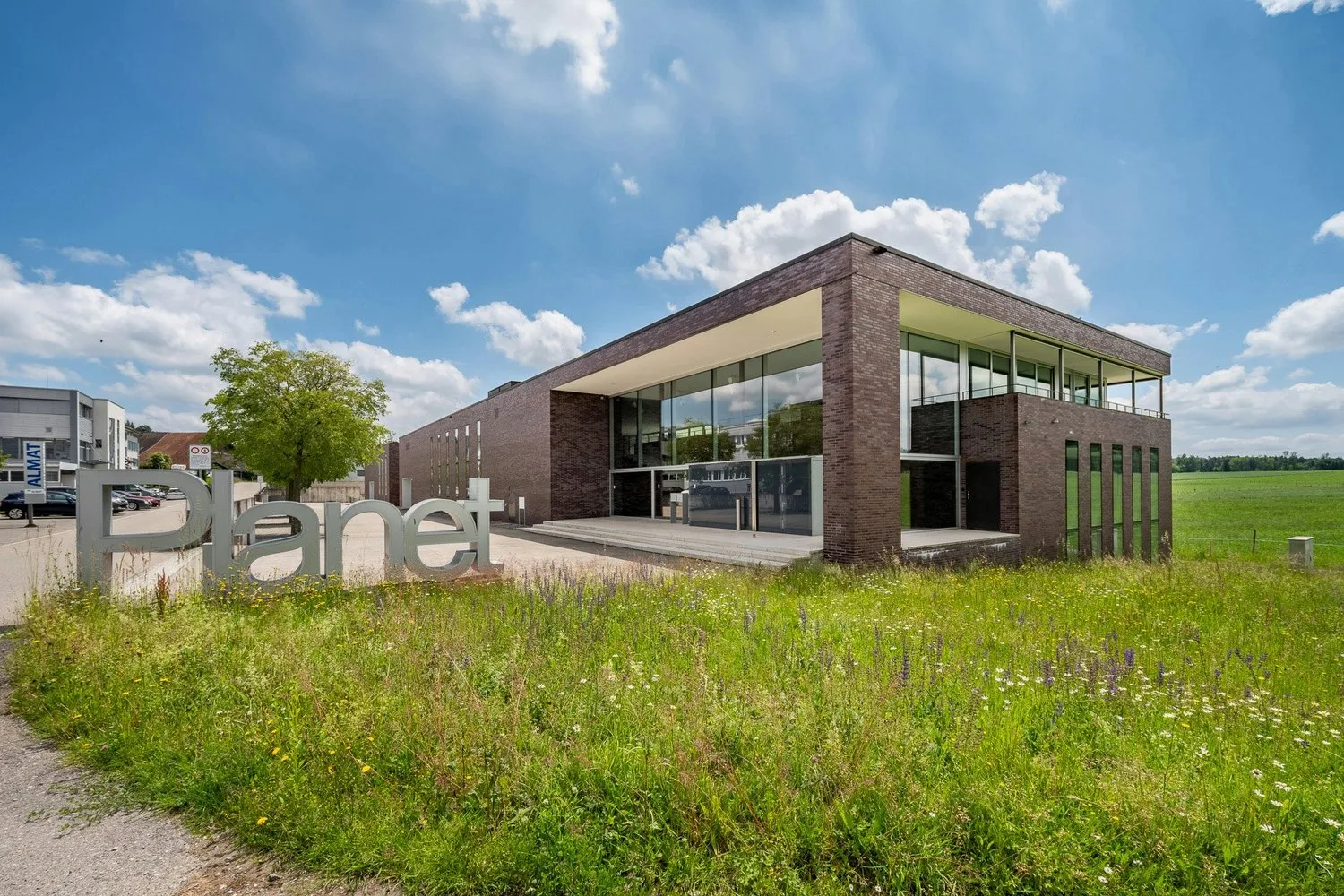 Hochwertiges Produktions- und Bürogebäude zwischen Brüttiseller Kreuz und Winterthur