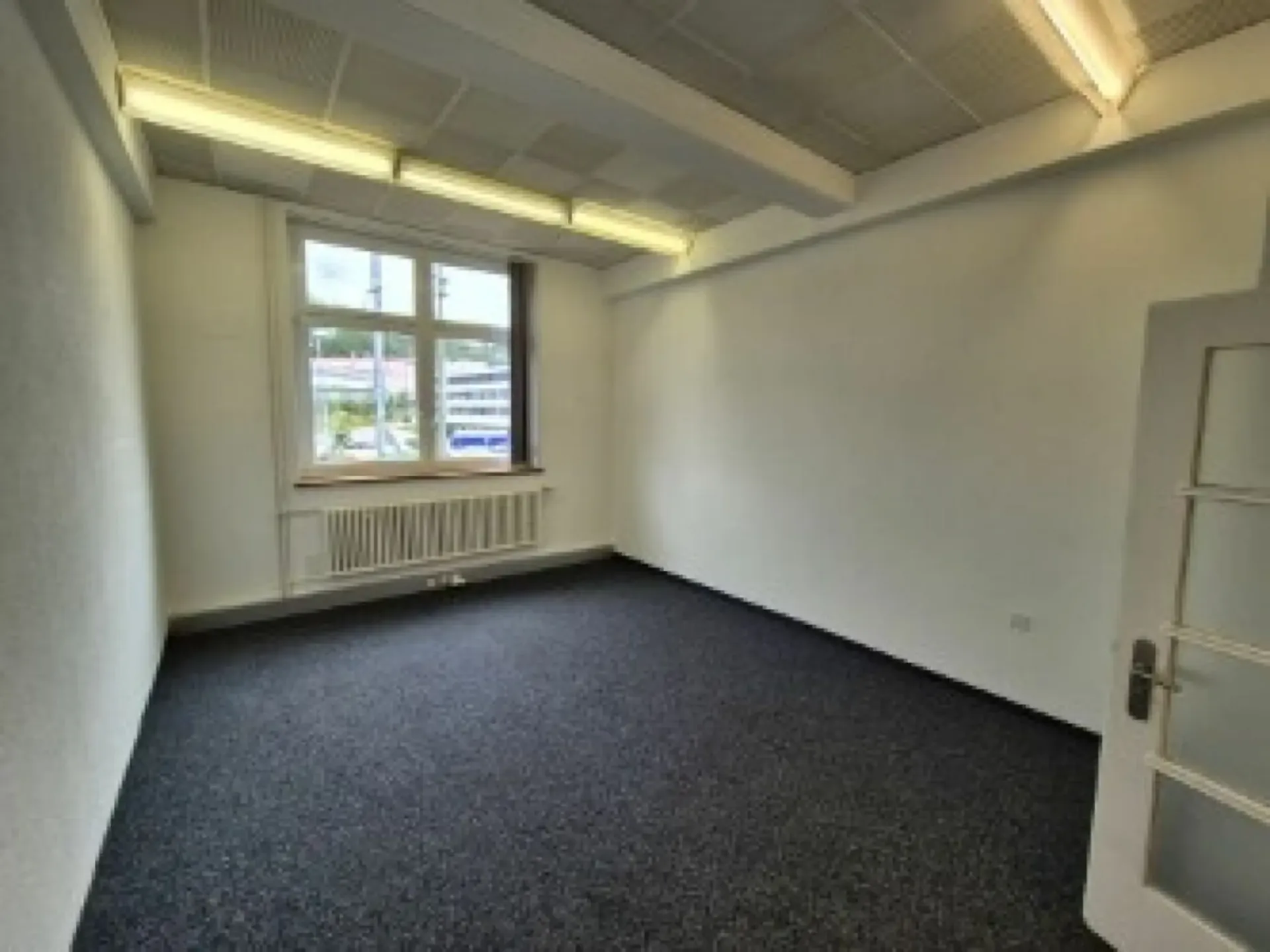 Bureau individuel 24 m2, 2e étage