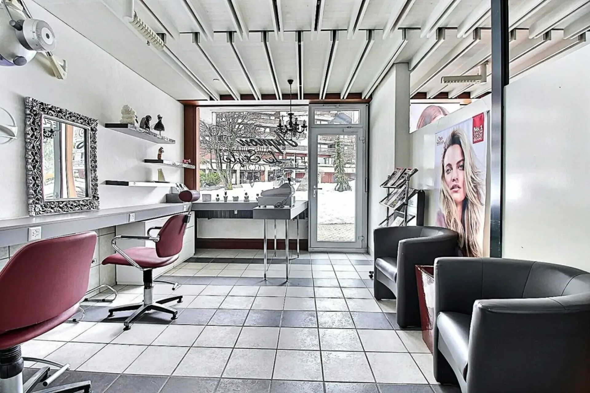 Lokal Gewerbe
