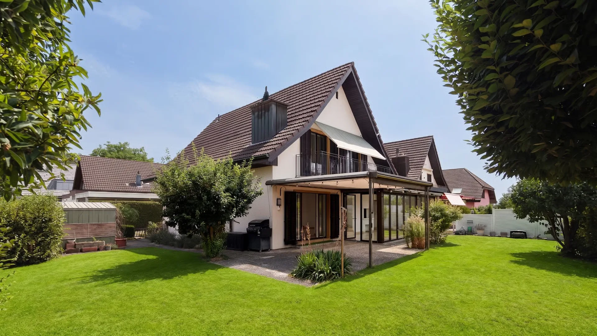 Charmantes 6.5-Zimmer-Haus mit traumhaftem Garten in Feldbrunnen