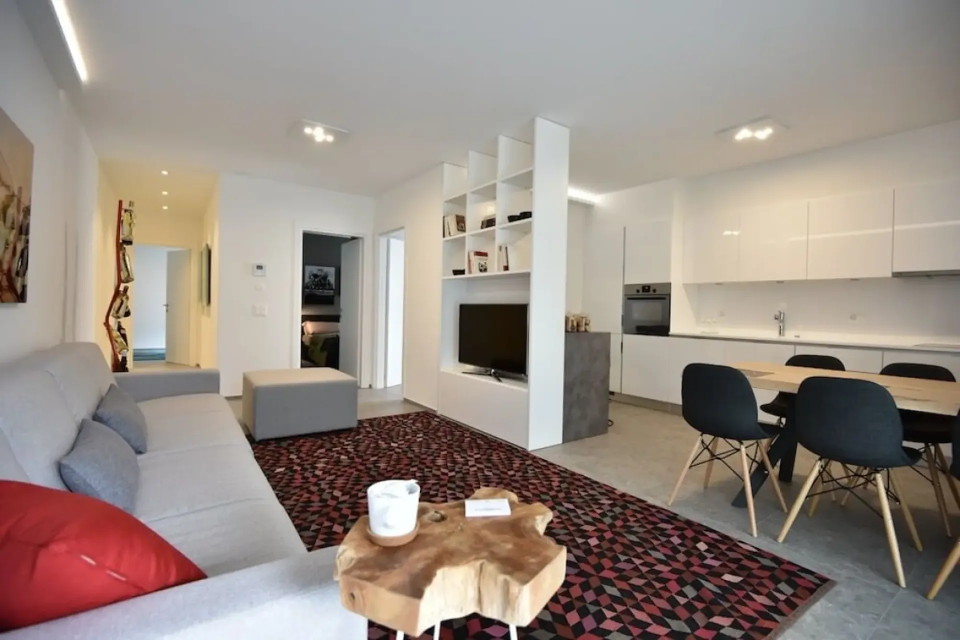 Modern Furnished Apartment Luxury C19 Bellinzona
