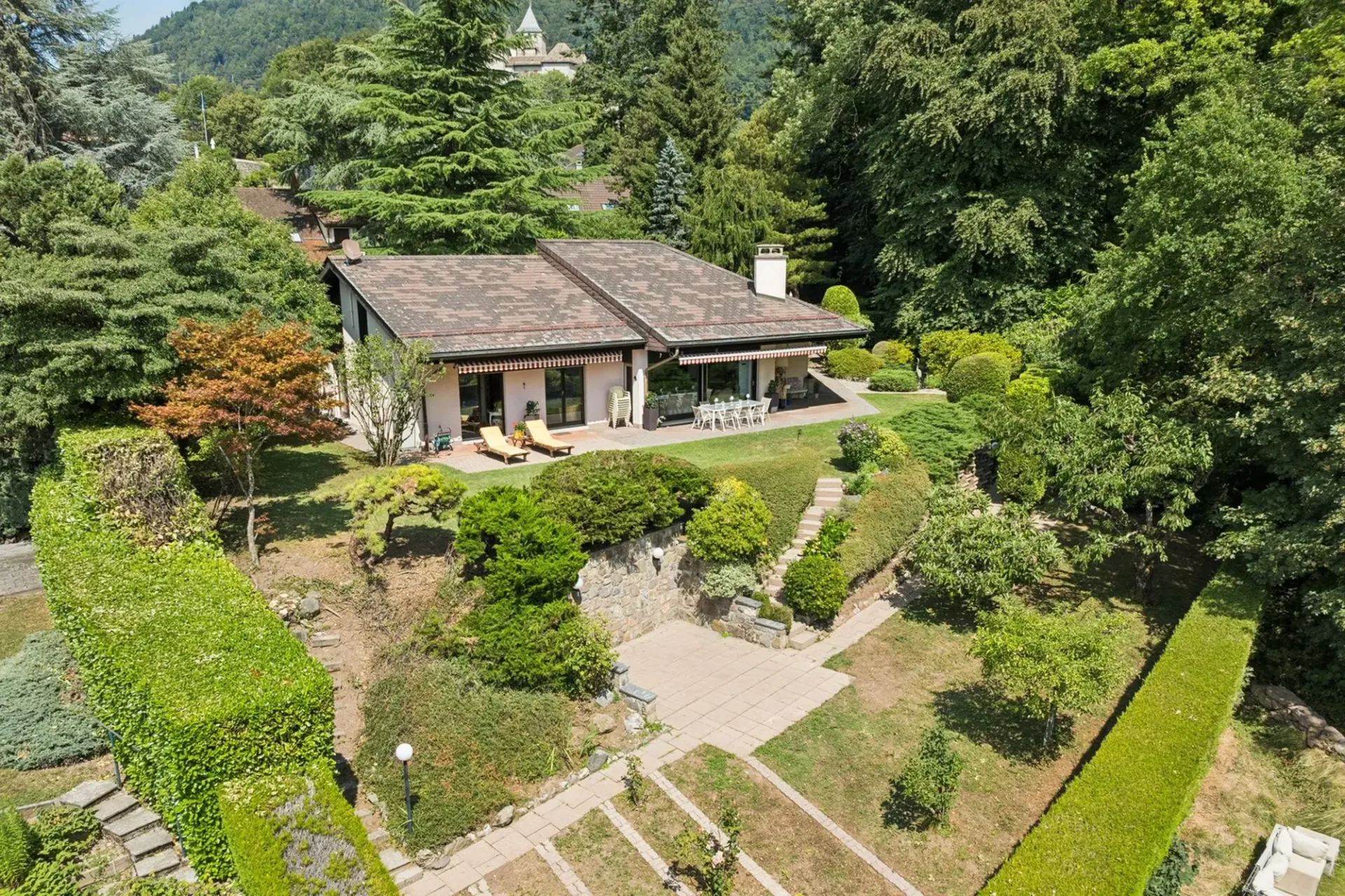 Traumhaftes Einzelhaus mit Seeblick