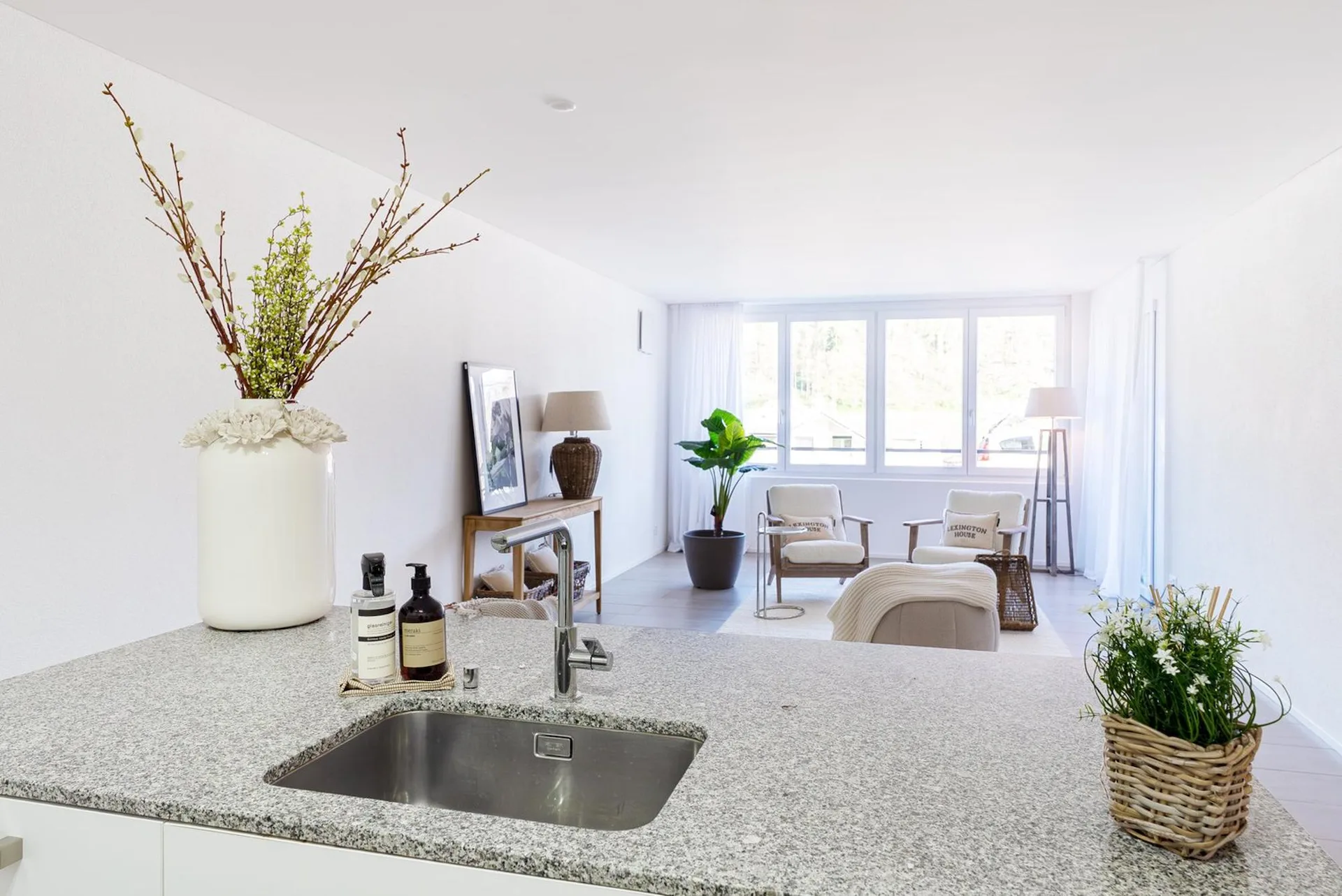 Ruhig und schön gelegene 4.5-Zimmer-Wohnung mit Weitsicht