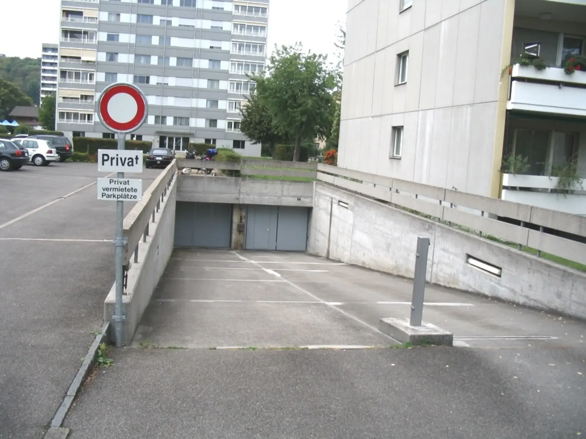 Motorradeinstellplatz zu vermieten