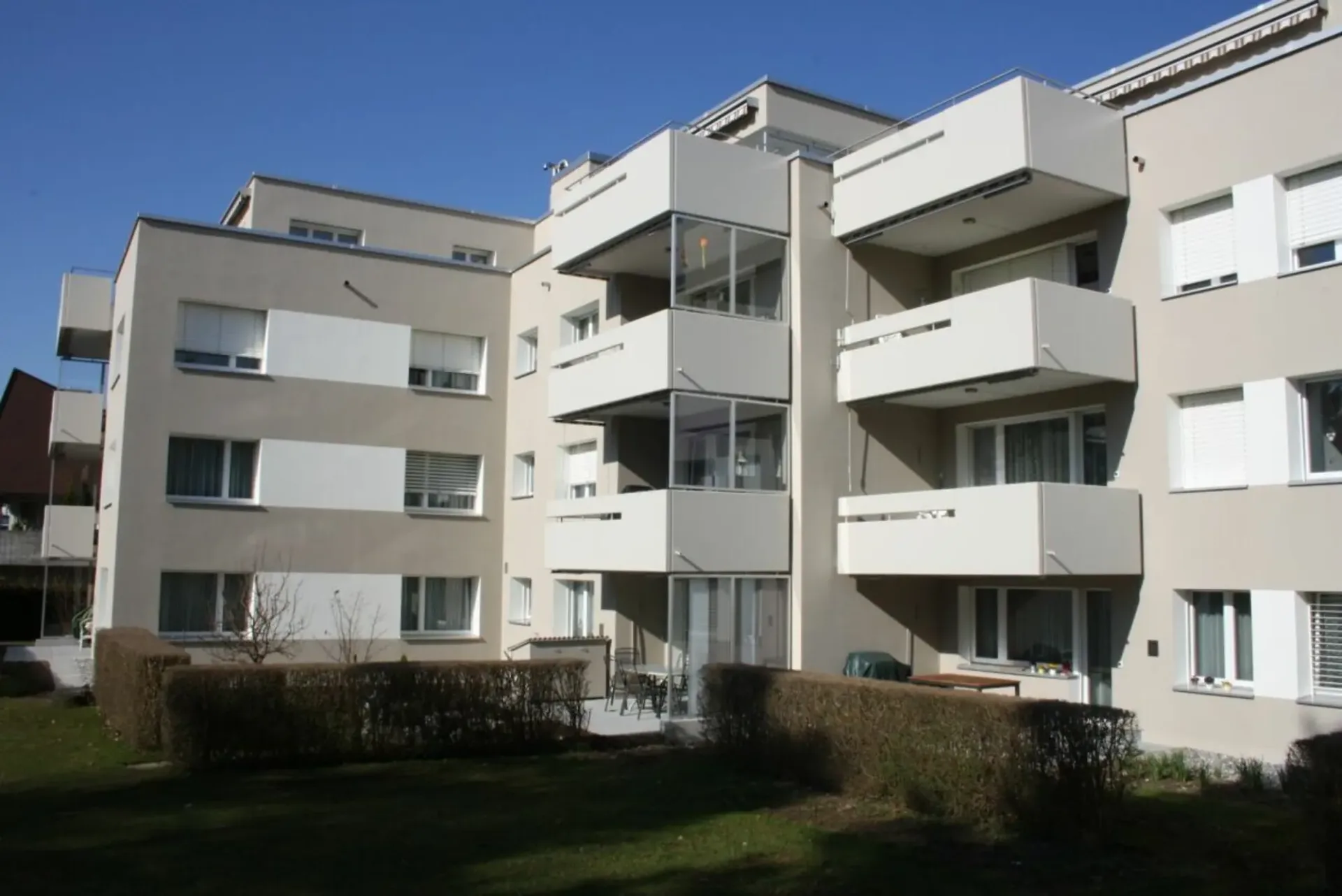 Sonnige, neu renovierte Wohnung