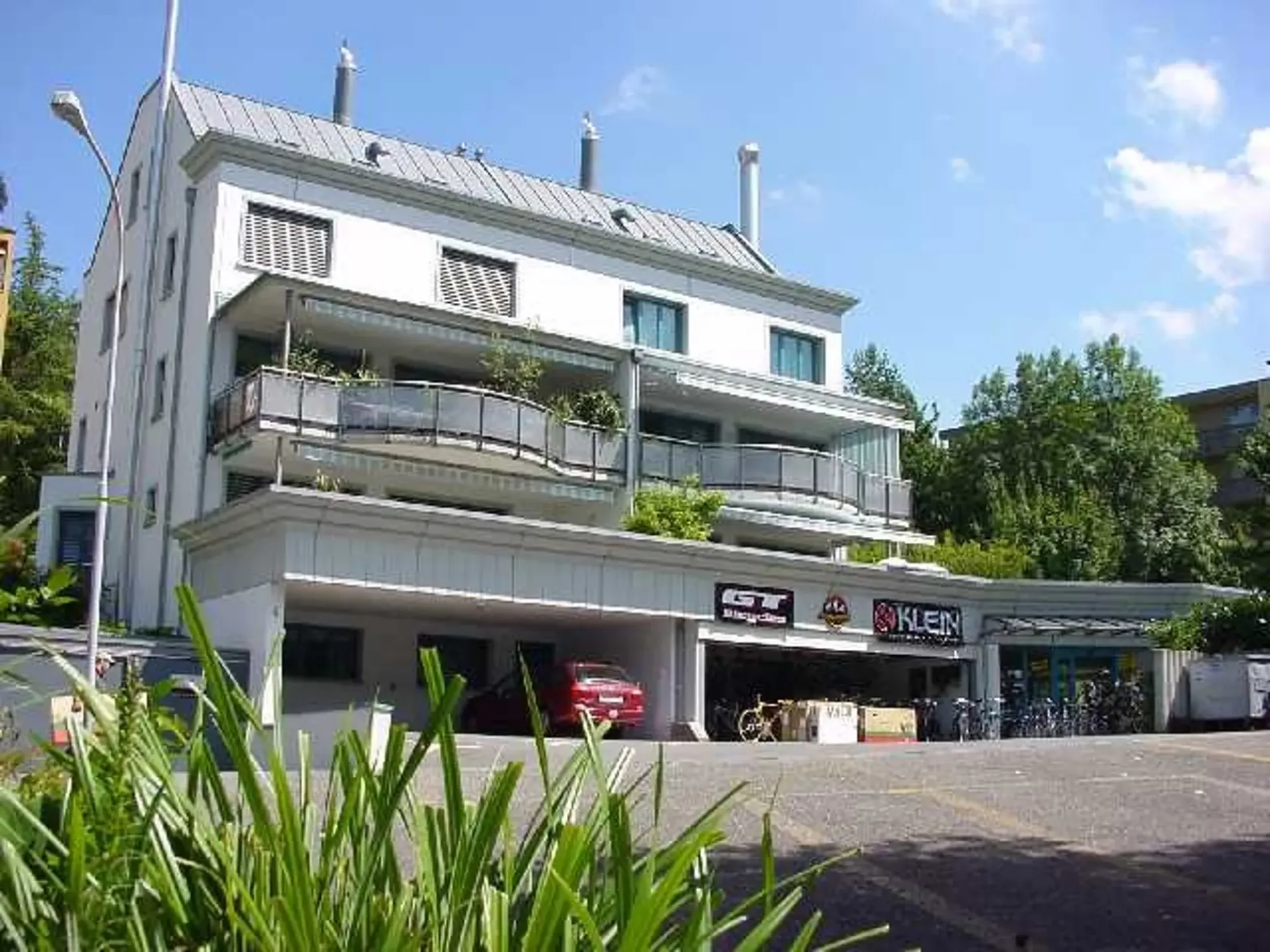 Abstellplatz im Freien