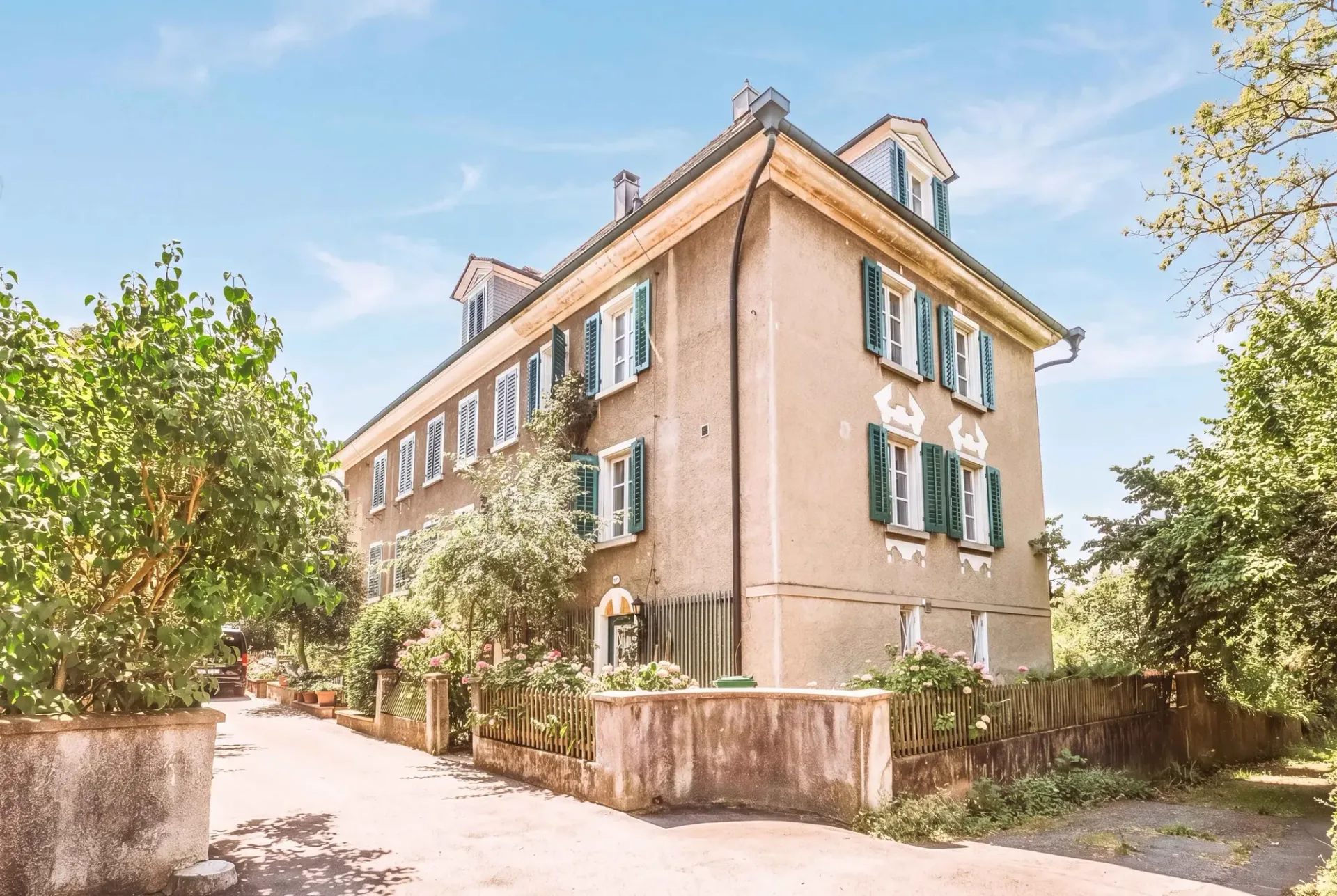 AU CŒUR DE LUCERNE - UNE CHARMANTE MAISON TRADITIONNELLE