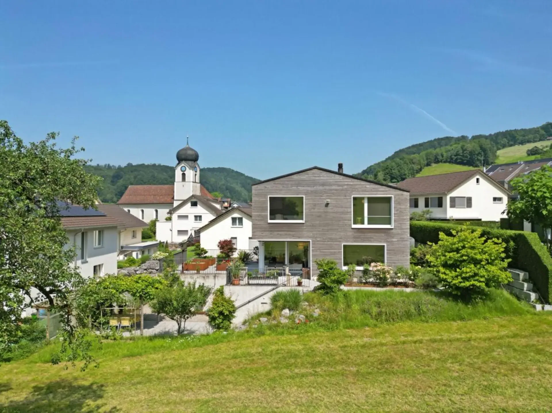 Architecture meets quality of life - Unique living experience with a far-reaching view