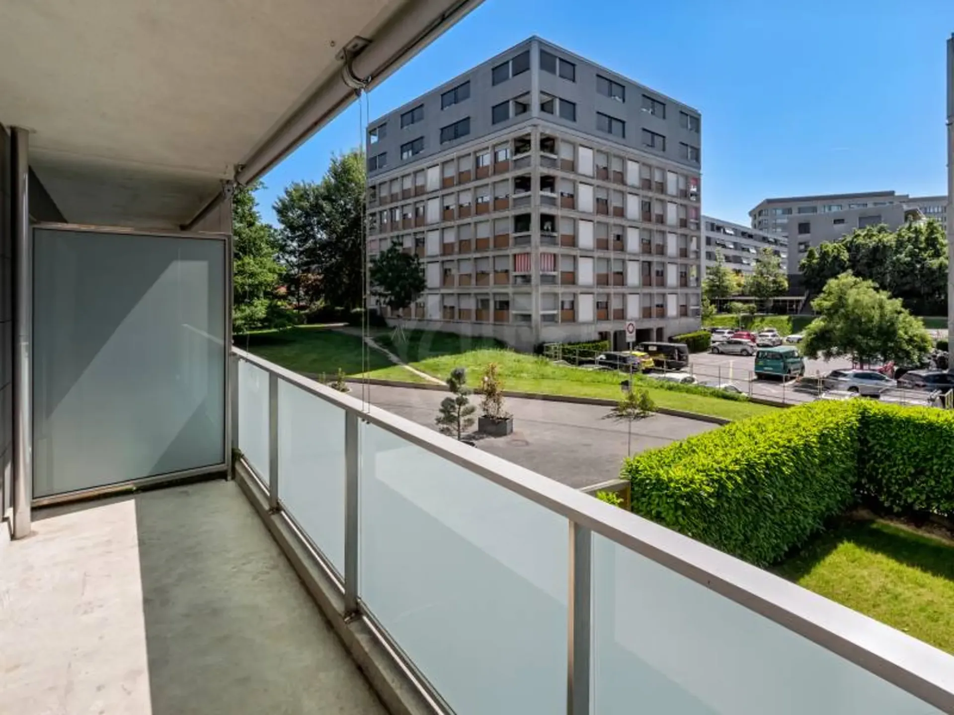 Appartement mit Durchgang - Châtelaine