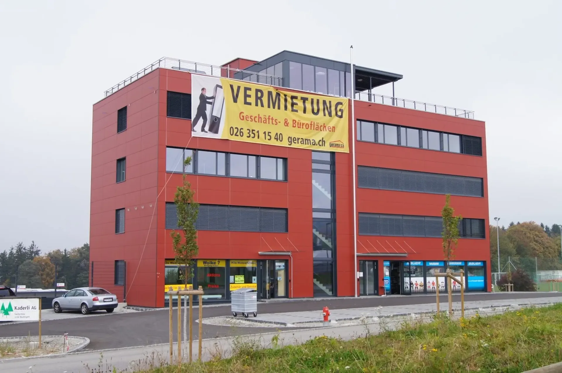 Gewerbe 1,5 Zimmer im Erdgeschoss