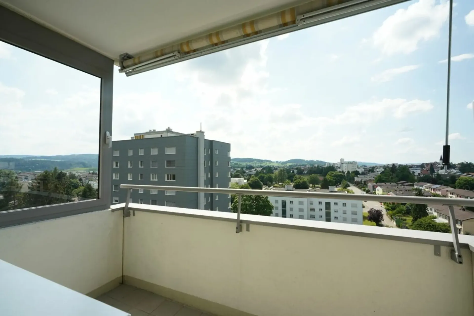 Wohnen in einer Alterssiedlung - Gemütliche 1-Zimmerwohnung mit Aussicht