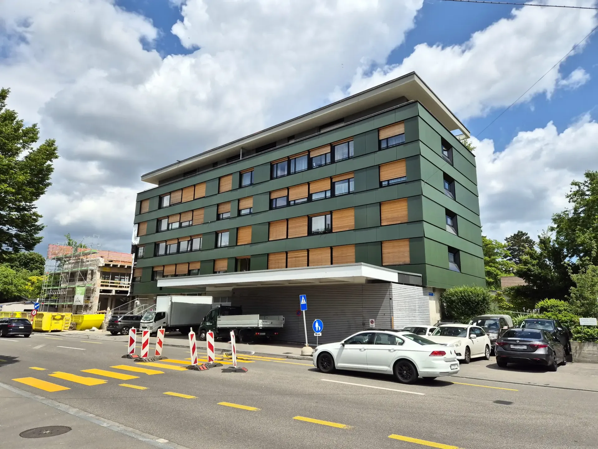 Attractive and versatile commercial space in a central location