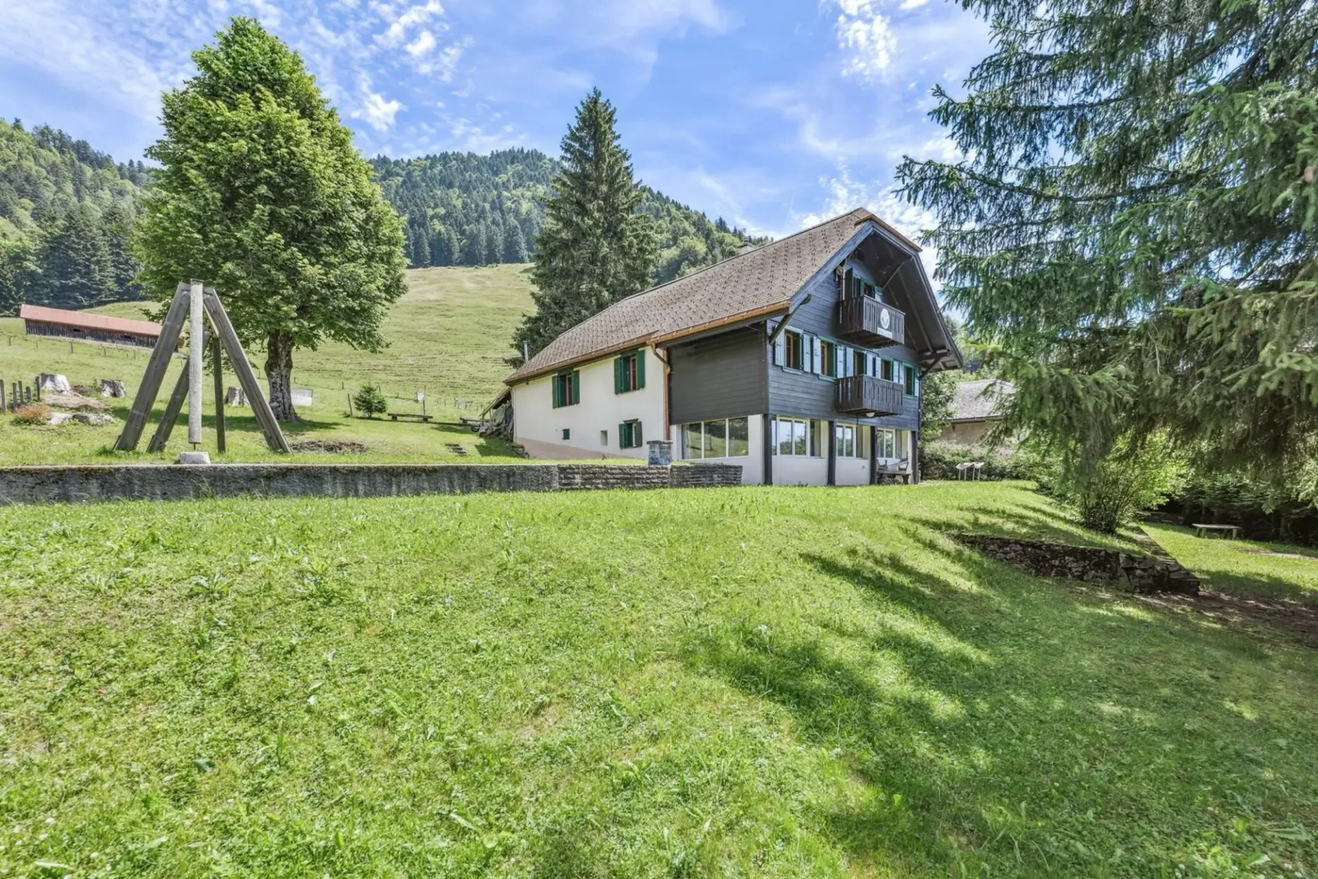 Chalet / Gte avec dortoirs proche des pistes des Pliades