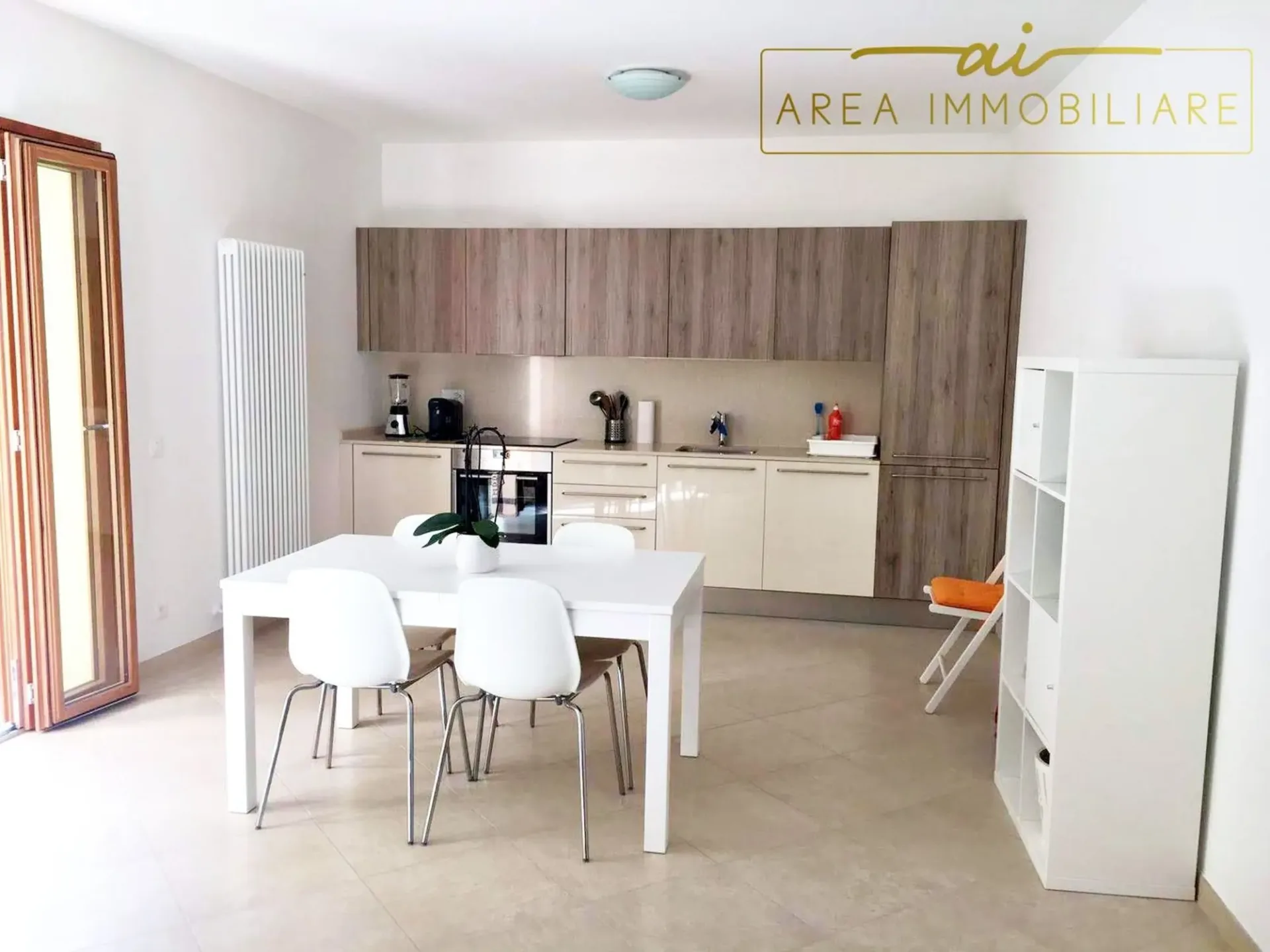 Geräumige und moderne 2.5-Zimmer-Wohnung mit privatem Hof