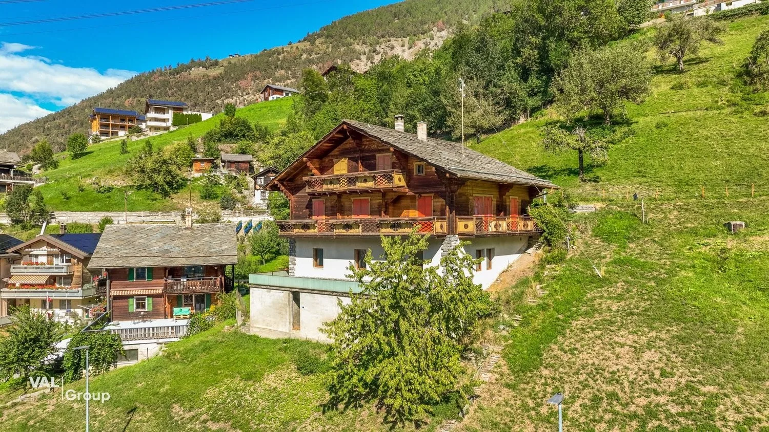 Gemütliche Dachwohnung mit Aussicht in Staldenried