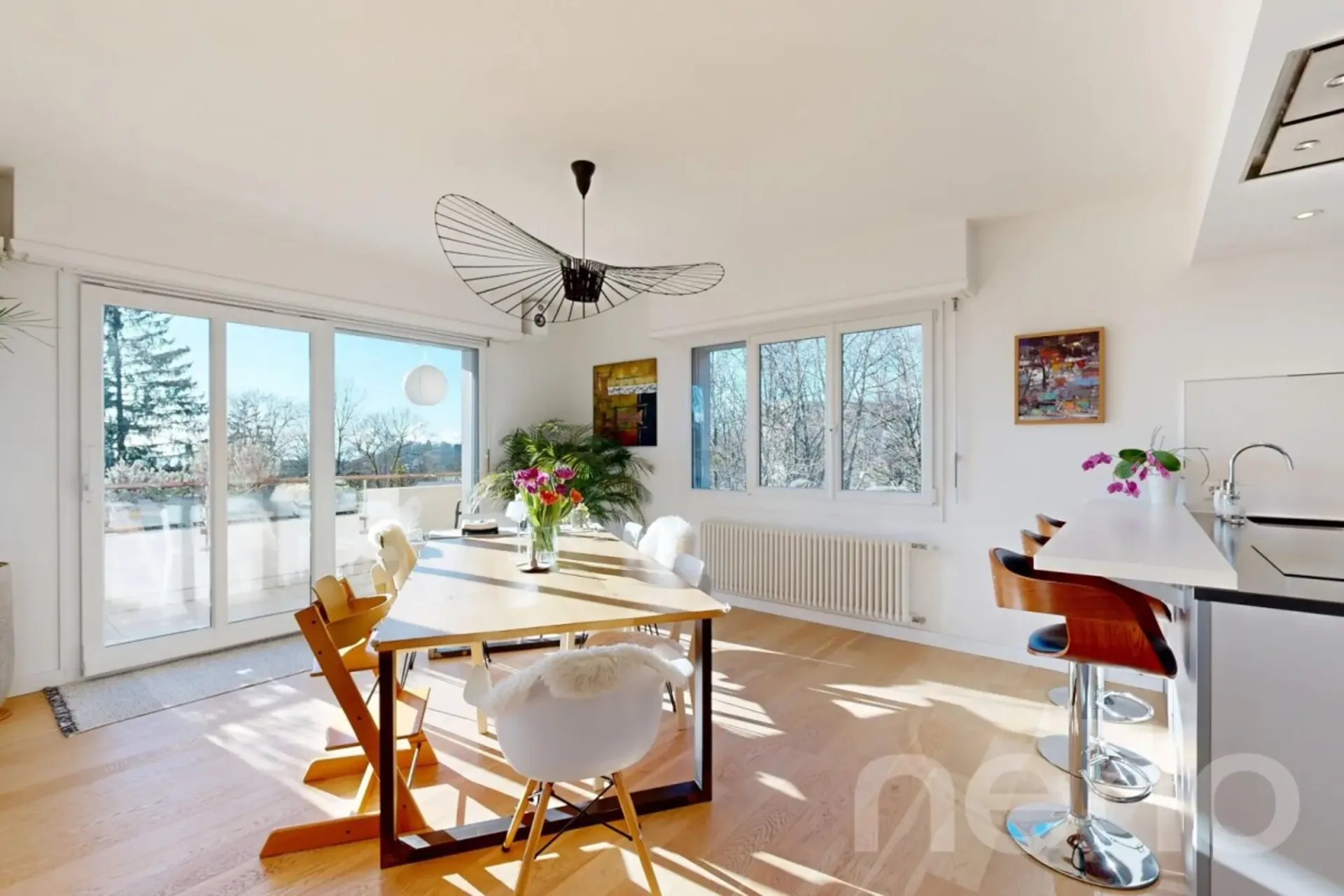 Appartement lumineux 4 chambres avec balcons et vue dégagée