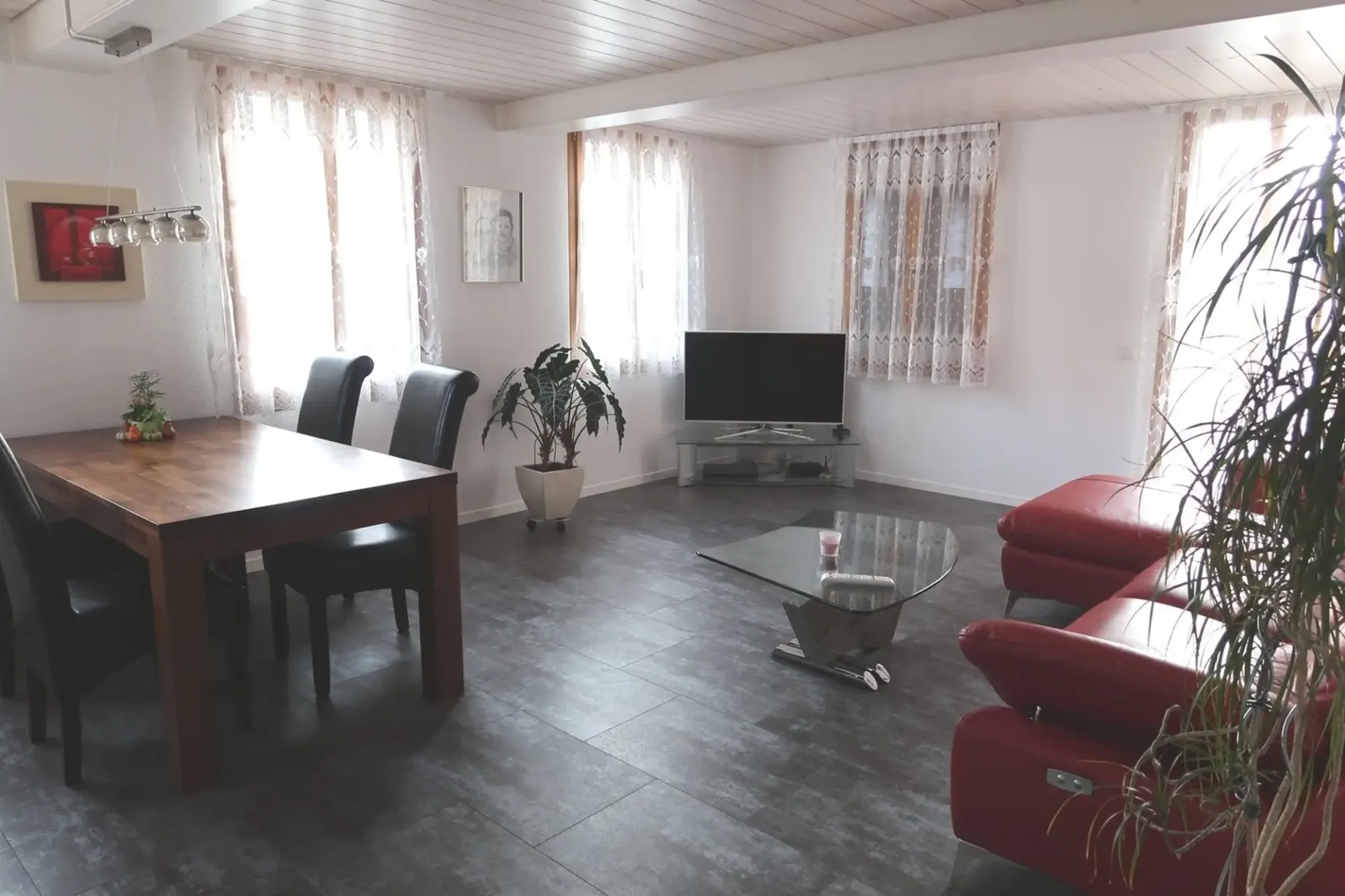 Modernes Wohnen an ruhiger Lage!