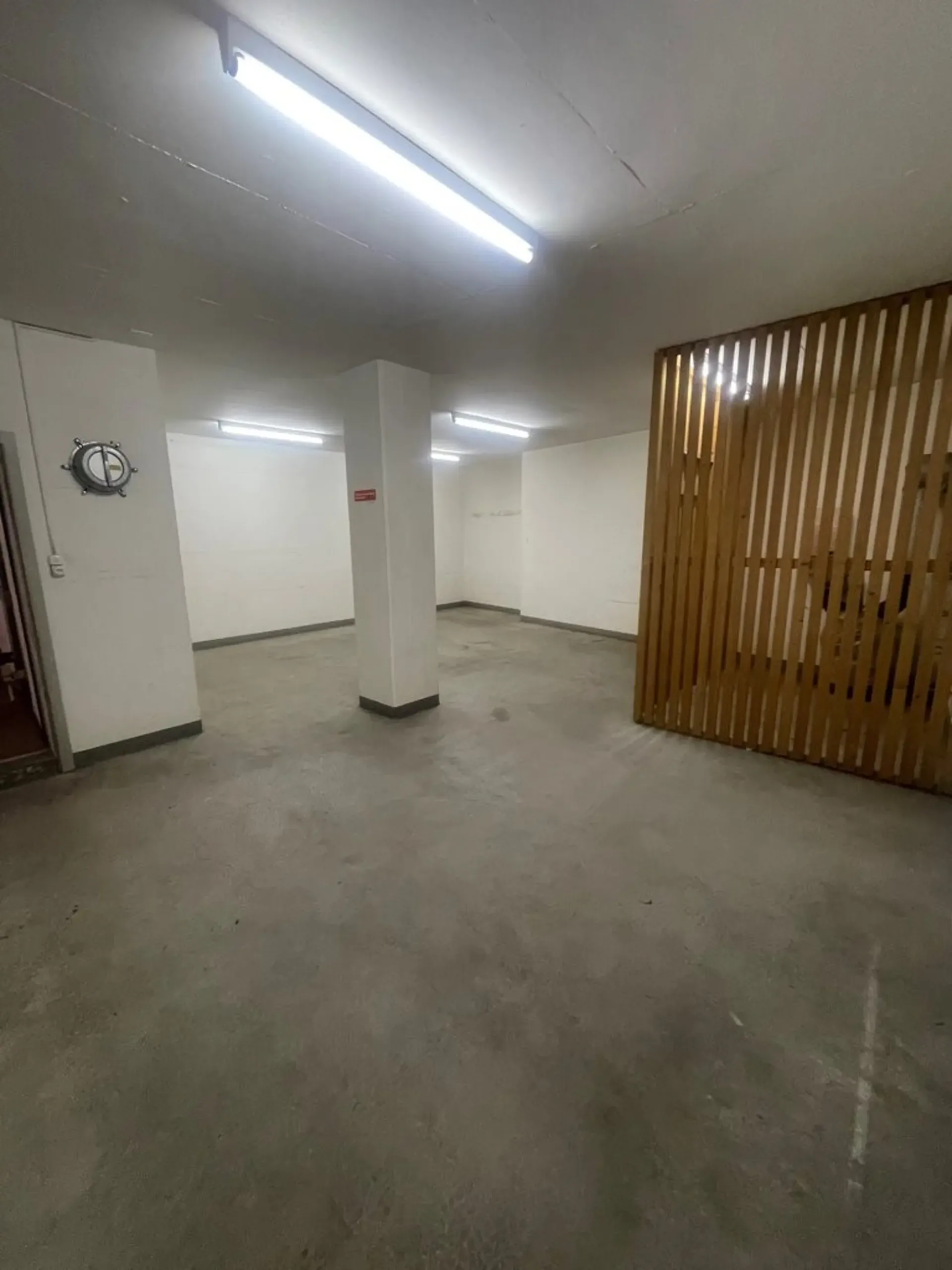 Lager von 52m2 zur Miete in der Nähe des Zentrums von Neuchâtel
