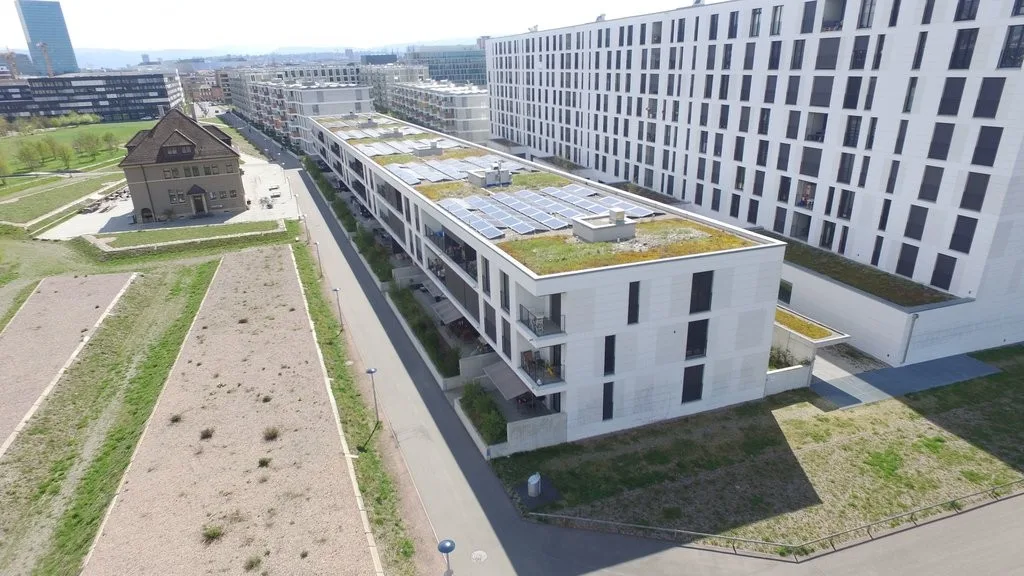 Modern 3.5-room apartment with balcony - Your new home