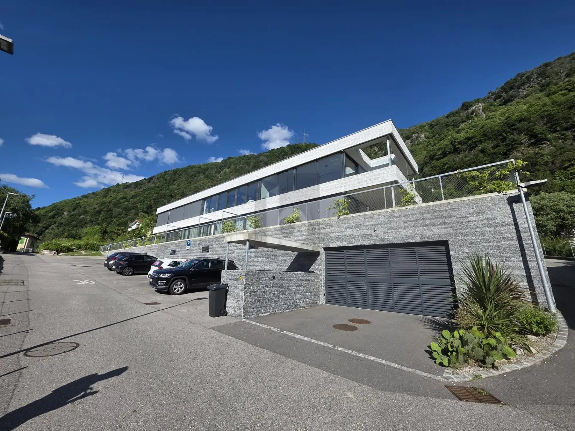 Moderne, einladende und helle Wohnung