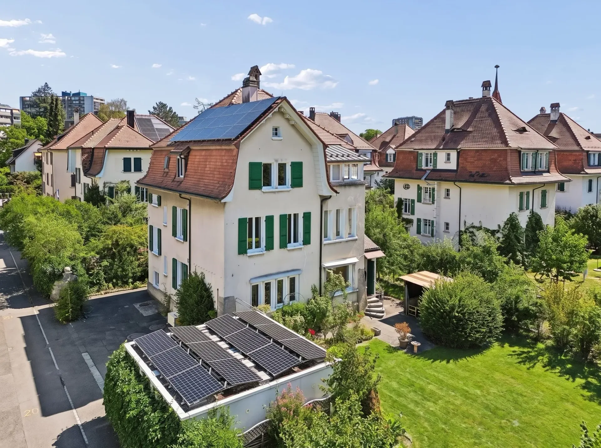 Dreifamilienhaus in Bern-Bümpliz mit Garten und seltenem Potenzial