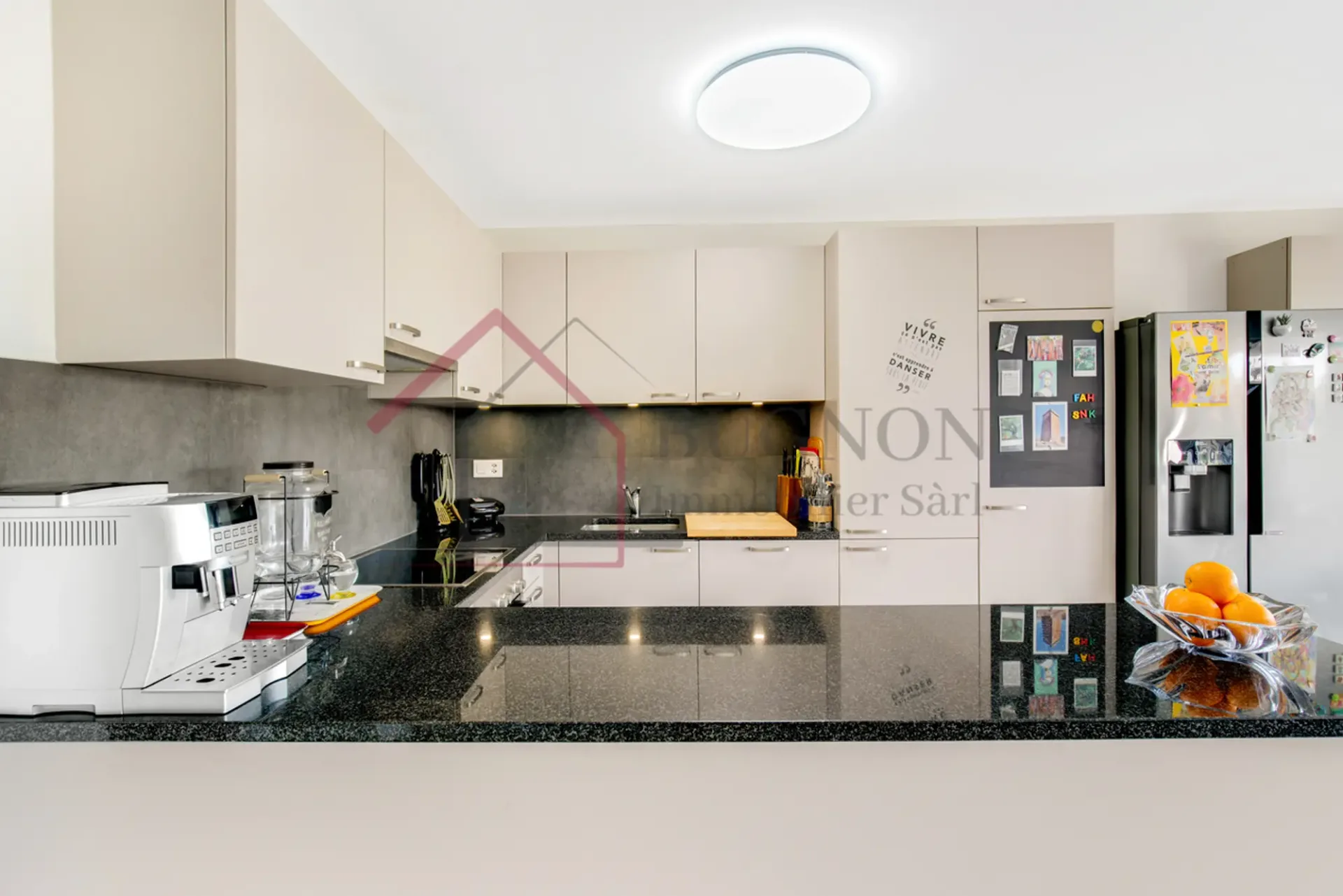 Wohnung mit 4,5 Zimmern und Loggia