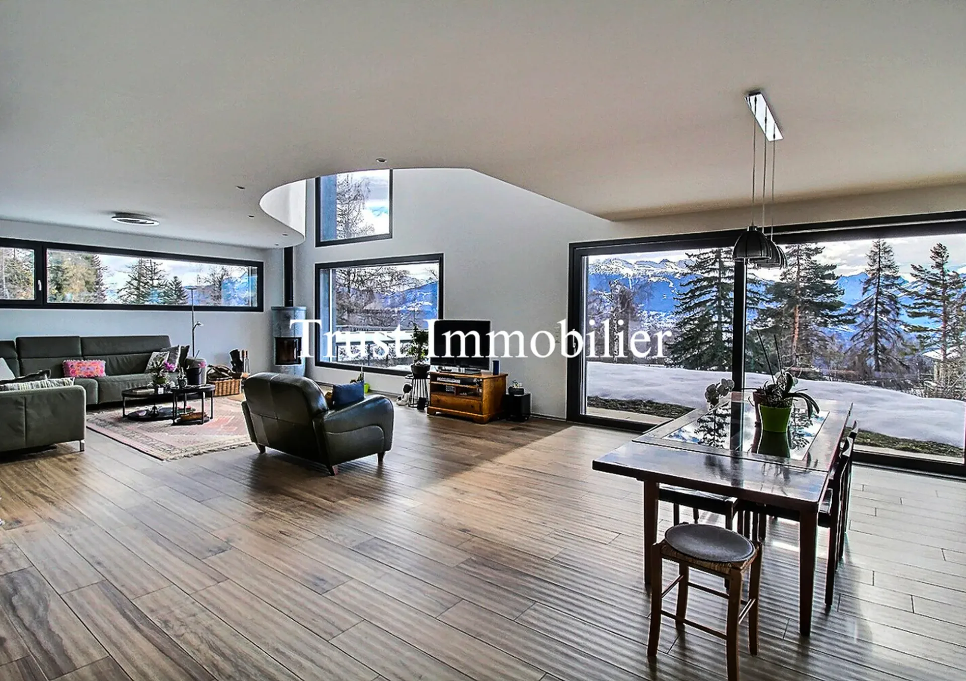6010. Luxe, nature et raffinement face aux montagnes