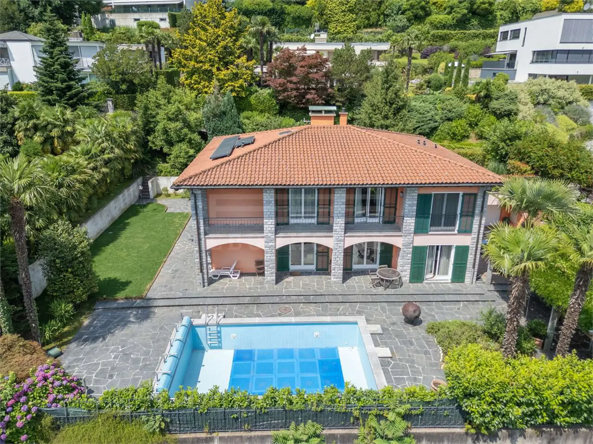 Renovierte Villa im mediterranen Stil mit Pool