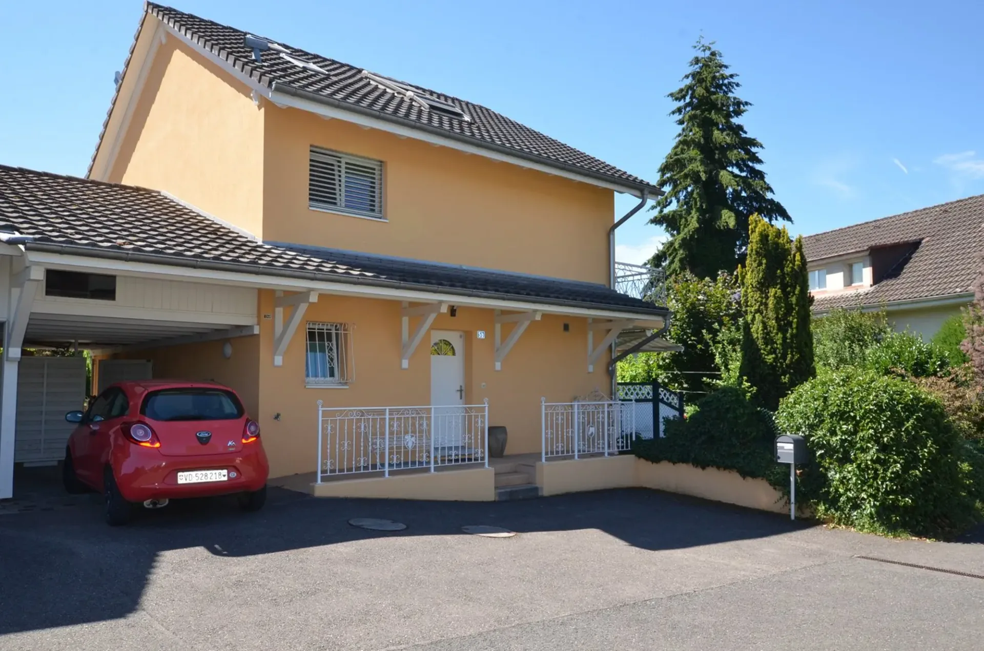 Villa von hohem Standard zu verkaufen in Avenches