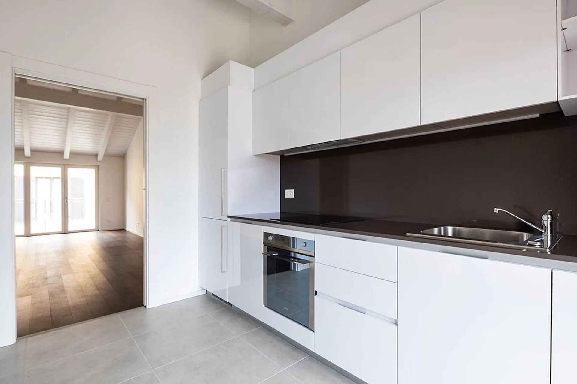 Modernes Apartment 4.5 Zimmer teilweise möbliert in Novazzano