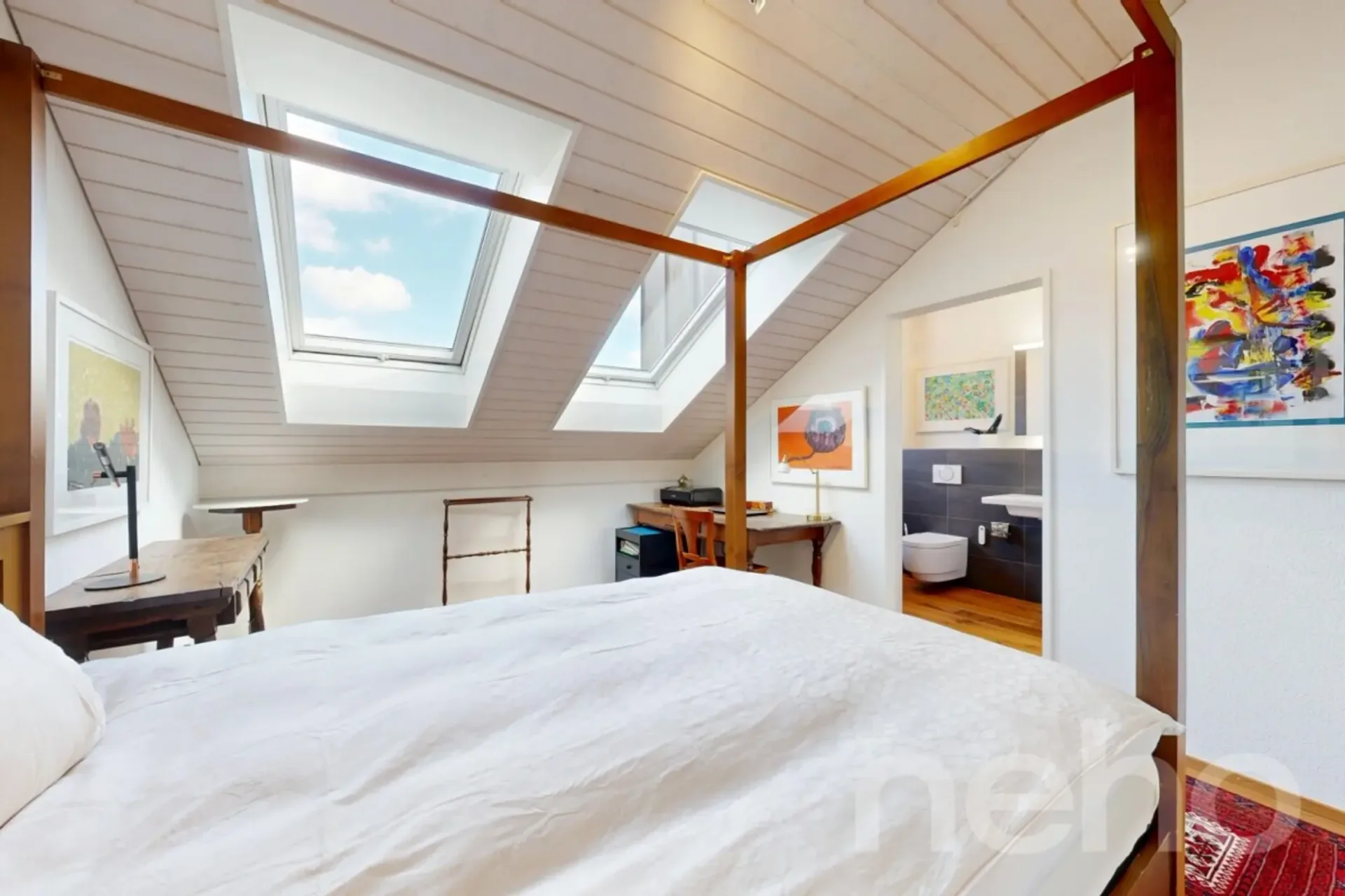 Exklusive 5.5-Attika mit Terrasse, Sauna und viel Platz