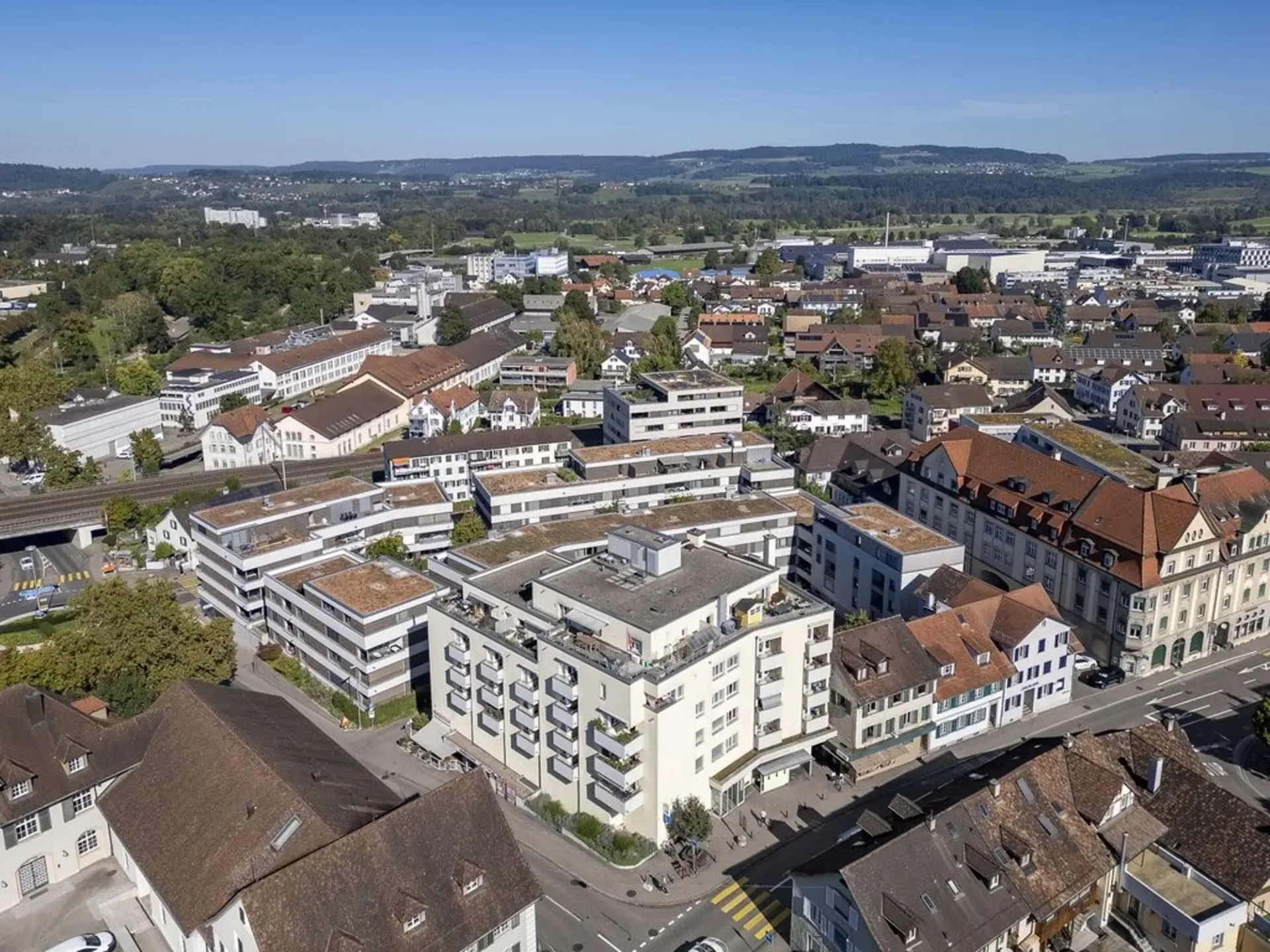 Appartement spacieux 3 pièces avec balcon.