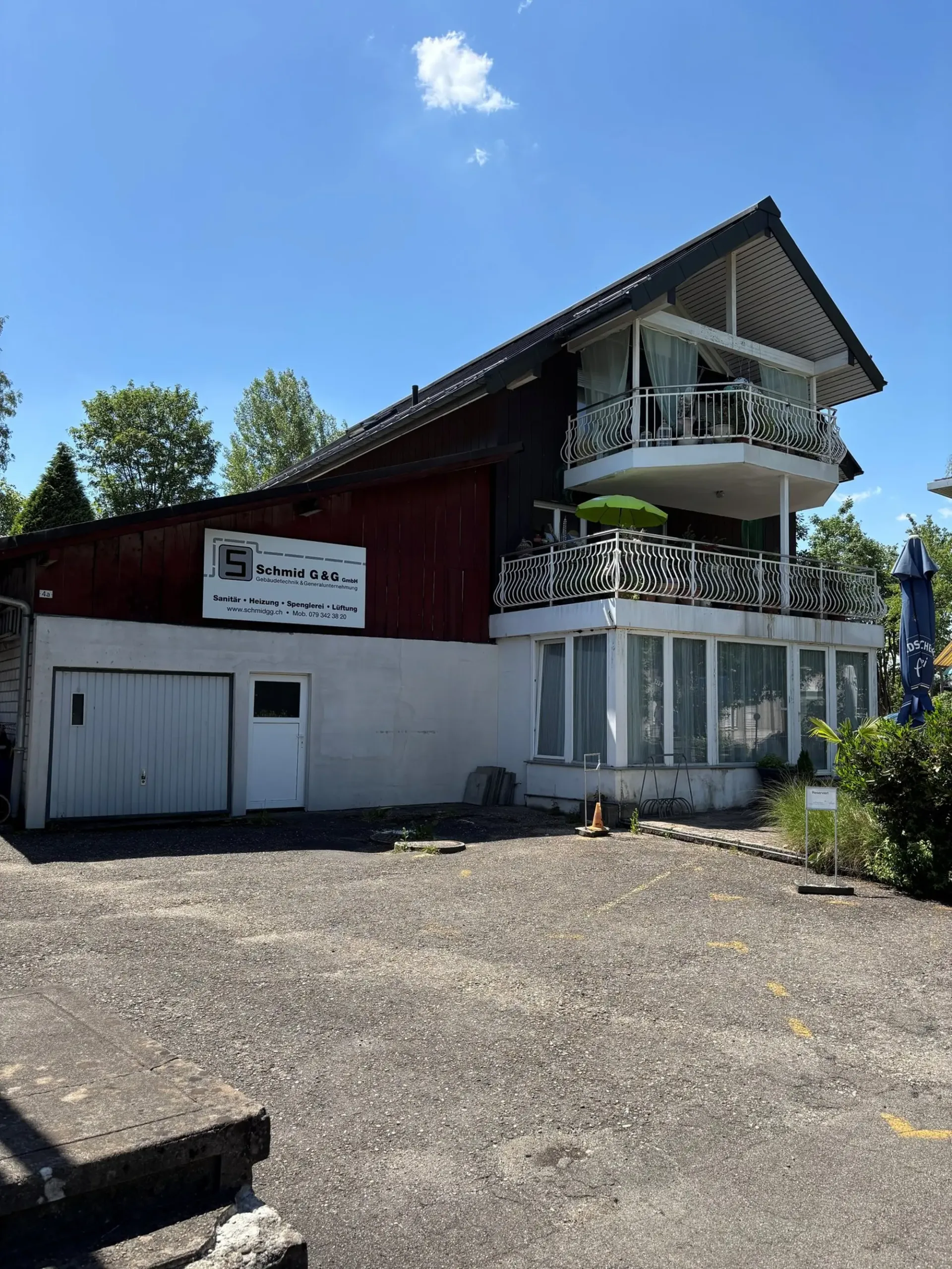 Wohn- und Geschäftshaus (Bistro im Parterre) Rüegsauschachen