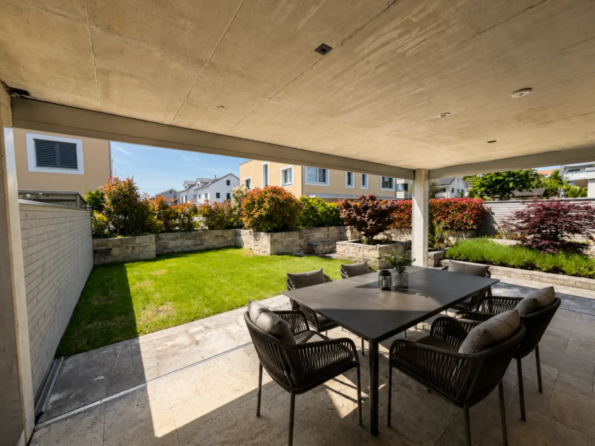 Casa unifamiliare di alta qualità di 5,5 locali con giardino accogliente
