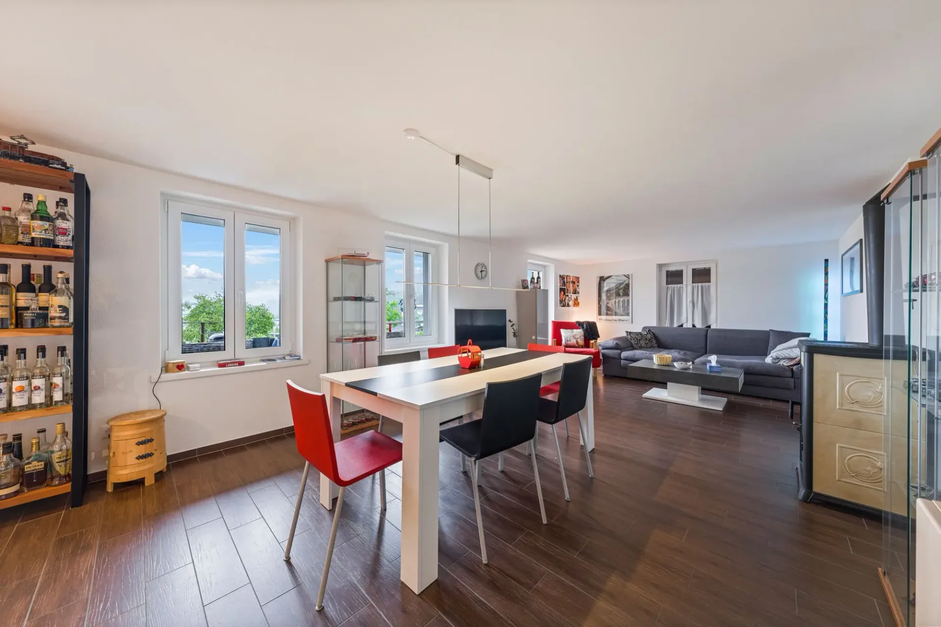Maison à deux familles avec vue lointaine