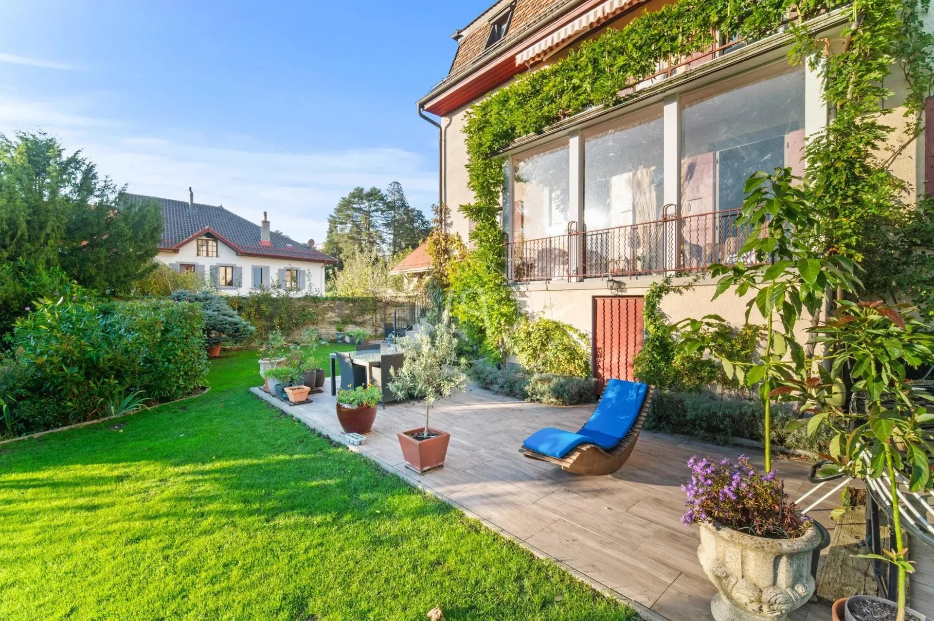 Bella casa del vignaiolo ristrutturata nel cuore di St-Légier