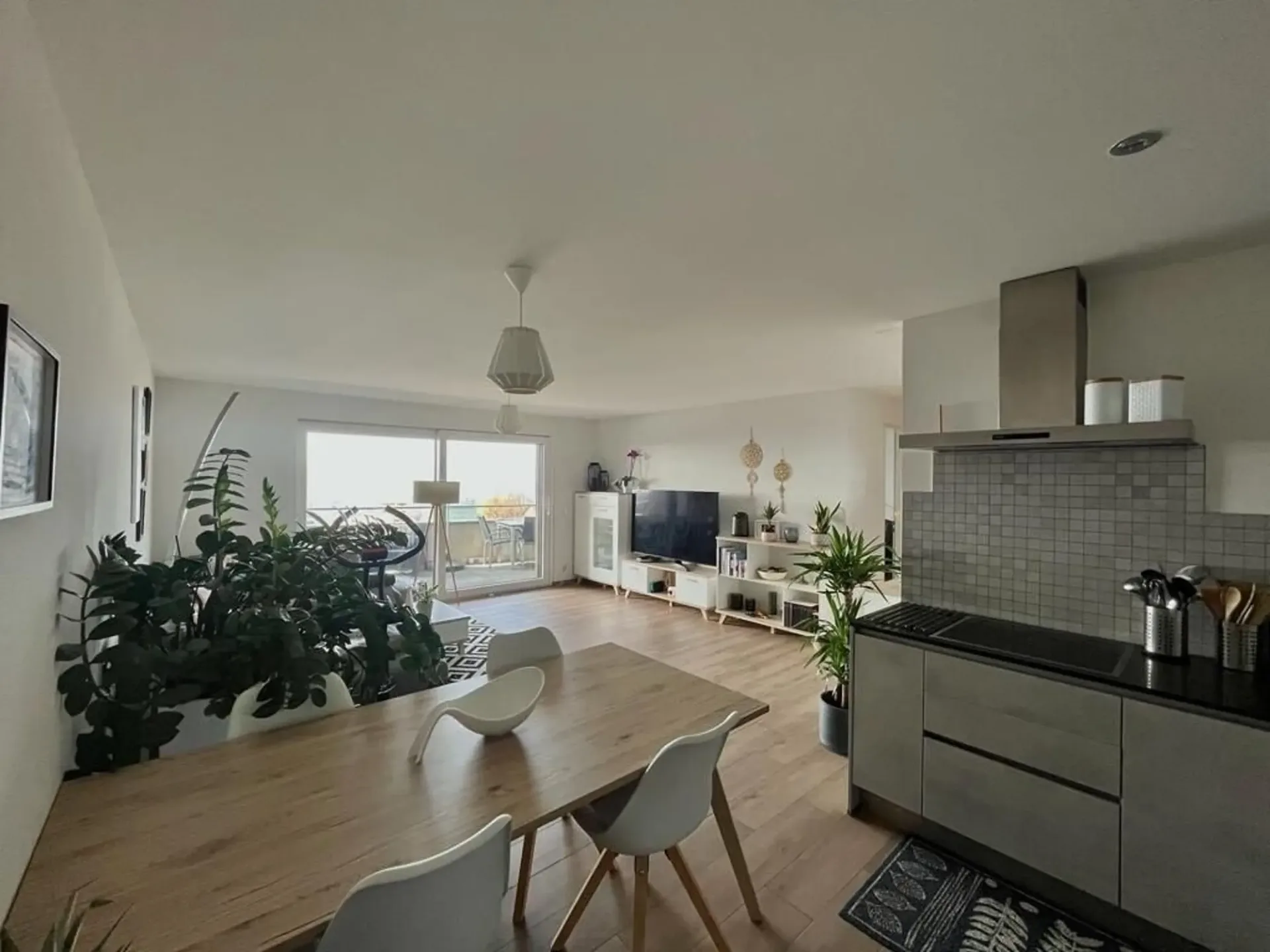 Wohnung mit 3,5 Zimmern im 2. Stock