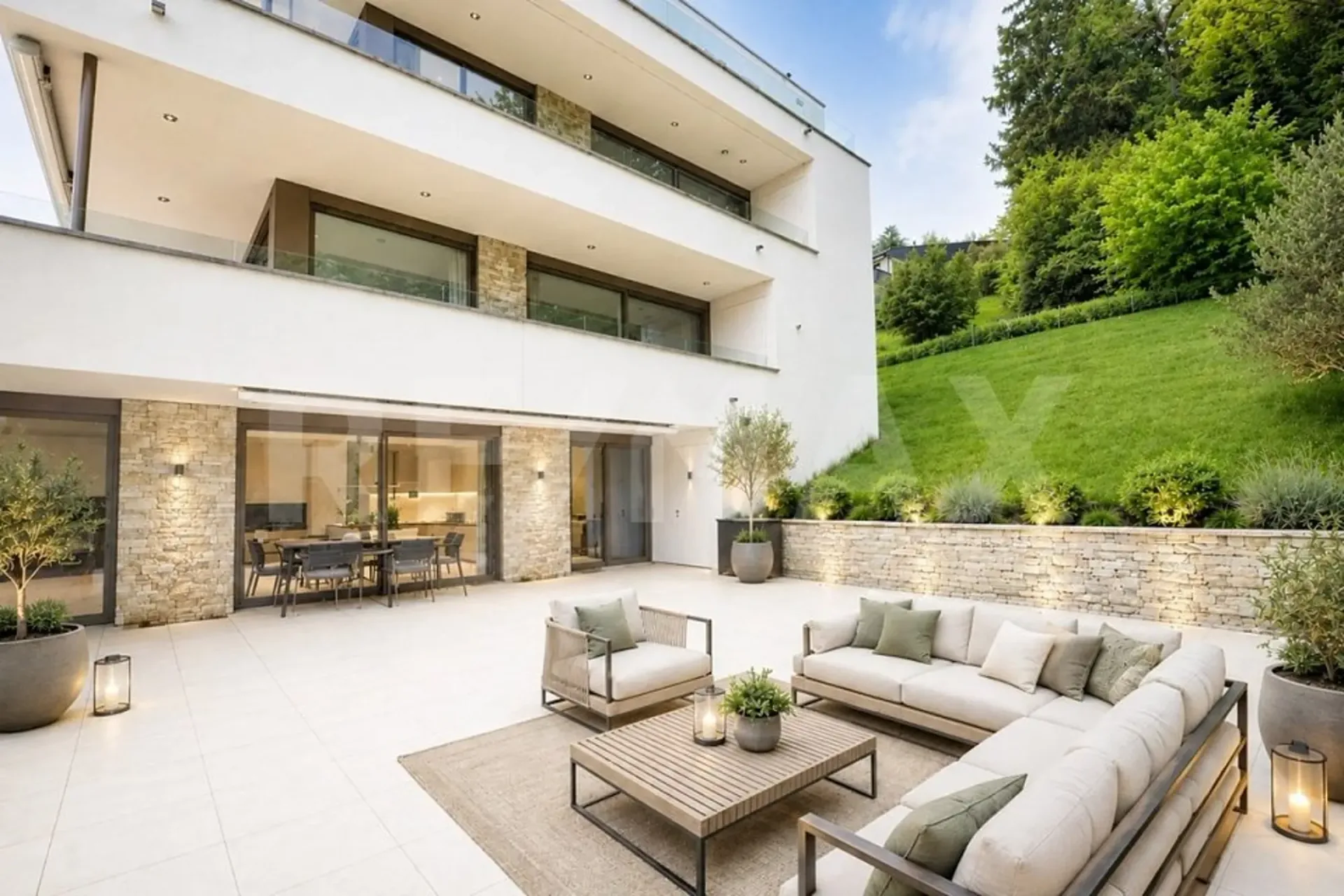 Luxuriöse Wohnung mit grosser Terrasse und Seesicht in Hergiswil