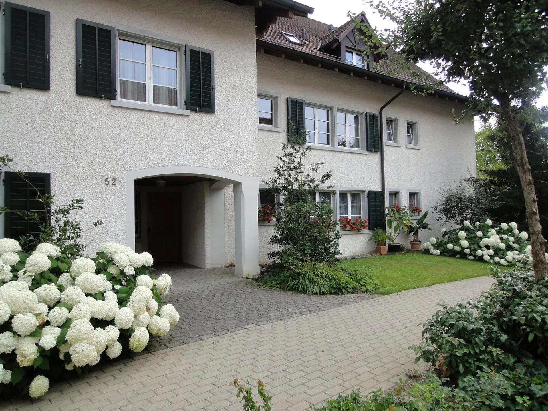 Gemütliche moderne Wohnung an idyllischer Lage